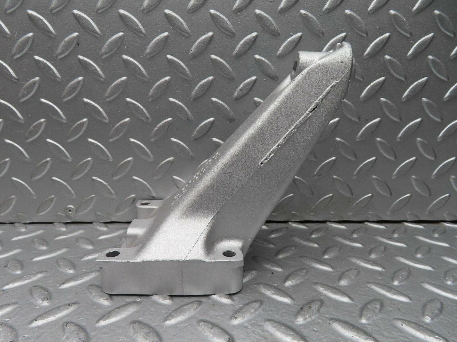 15093 Mercedes-Benz W140 S320 Engine Mount Bracket Left Side 6032235204