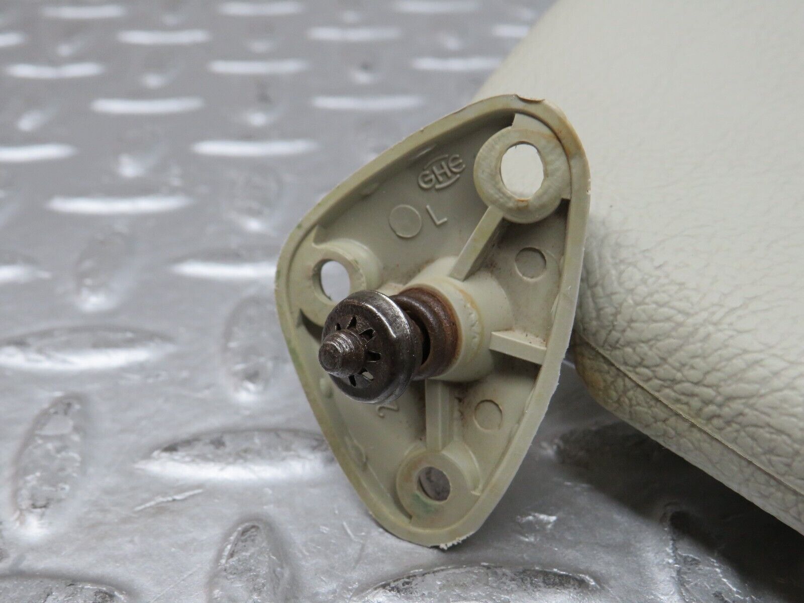 37387 Mercedes-Benz W109 300SEL Sun Visor Left Side