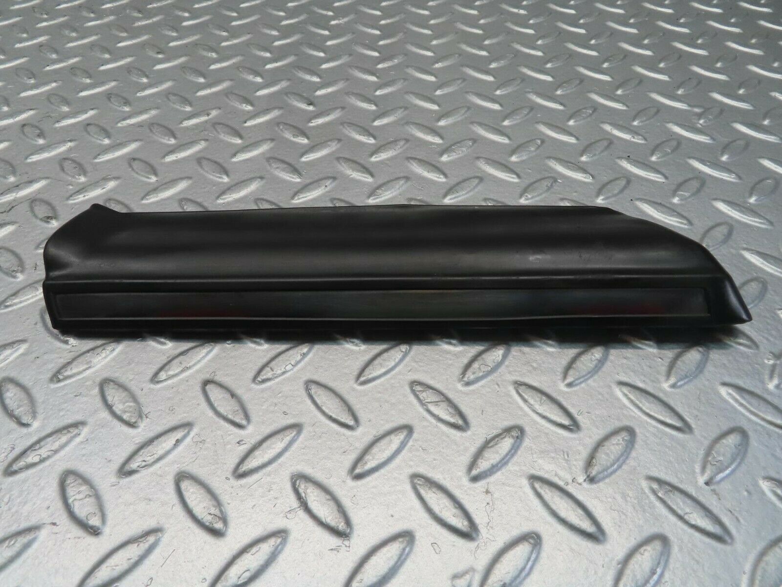 11553 Mercedes-Benz C123 230CE Coupe Front Left Fender Wing Lower Trim