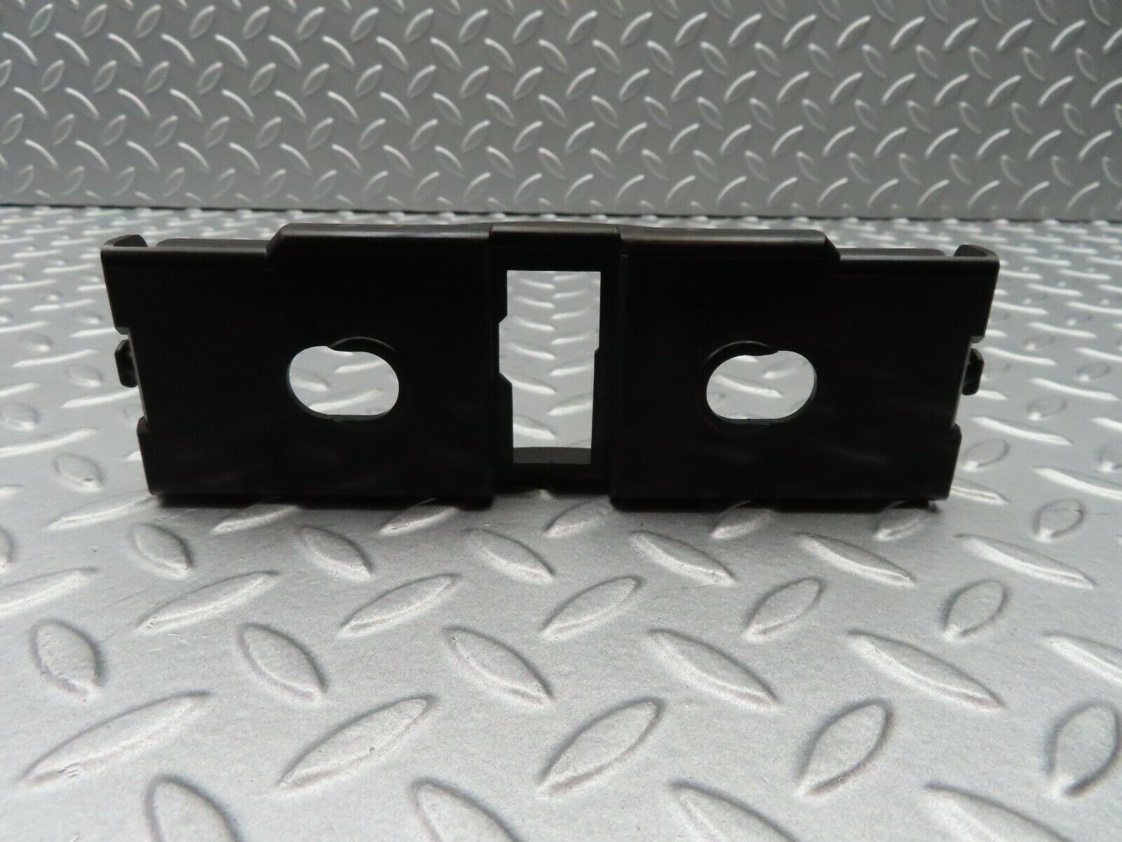 5351 Mercedes-Benz W124 230E Heating Regulator Holder Reinforcement 1248330214