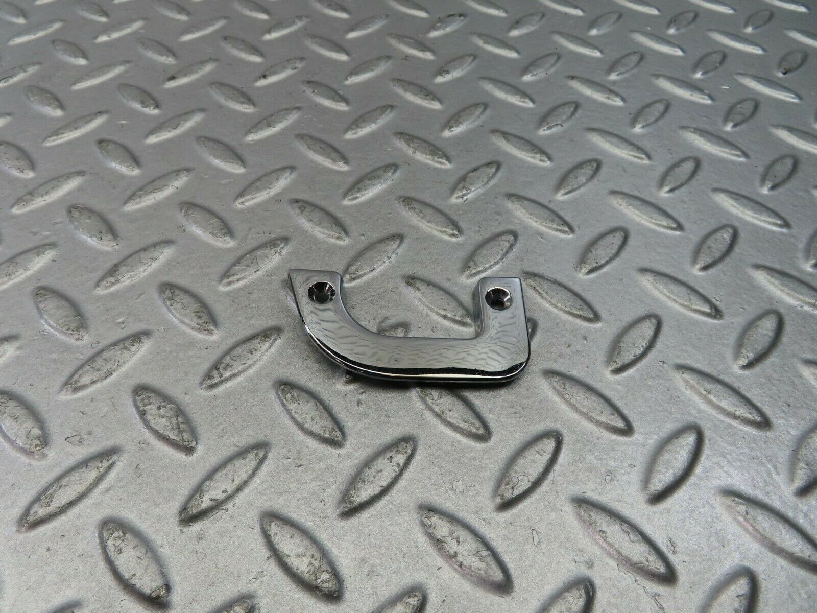 9062 Mercedes-Benz W115 Right Interior Chrome Door Latch Trim