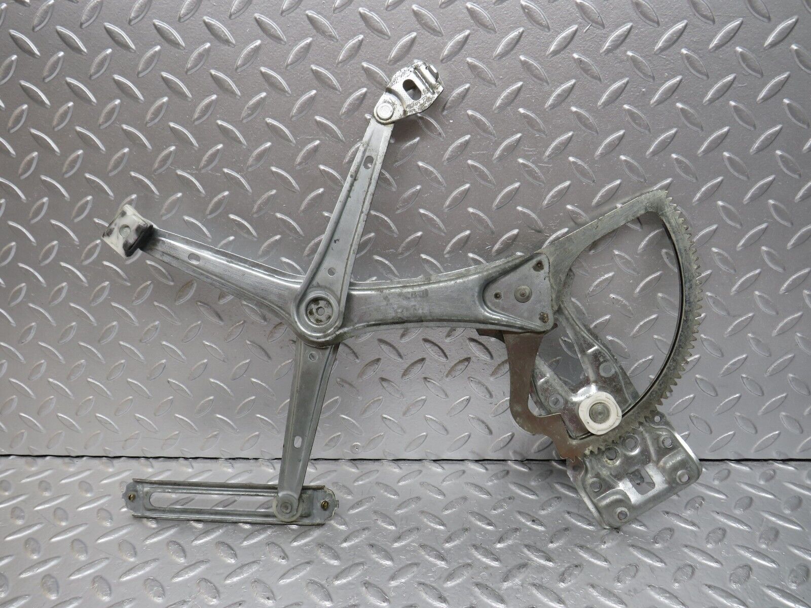 34853 Mercedes-Benz W210 320E Front Right Power Window Regulator