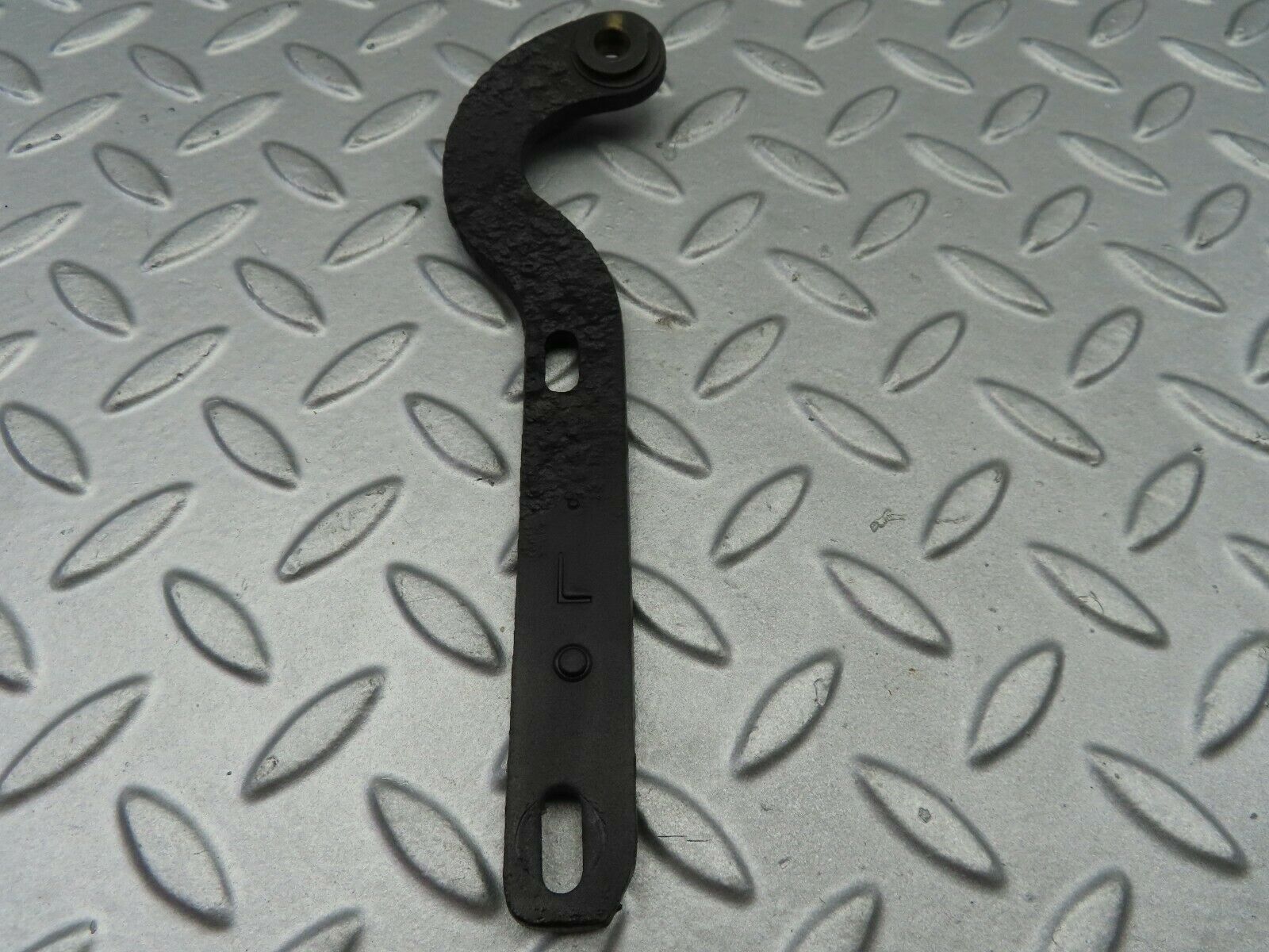 7082 Mercedes-Benz C107 350SLC Coupe Bonnet Hinge Support Left Side