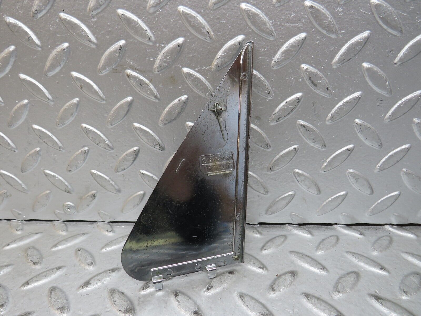 28834 Mercedes-Benz W123 230E Mirror Triangle Cover Left Side 1237250311