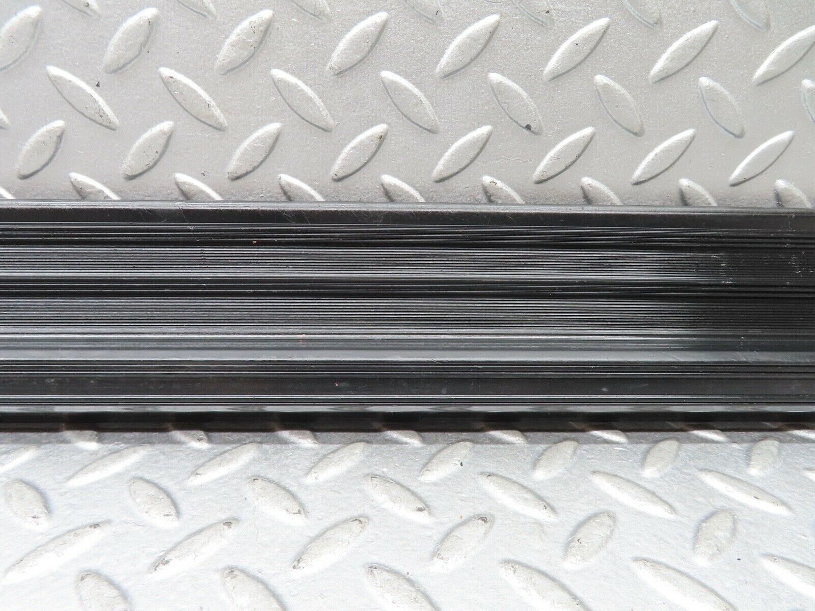 19060 Mercedes-Benz W123 300D Front Left Door Sill Trim Black