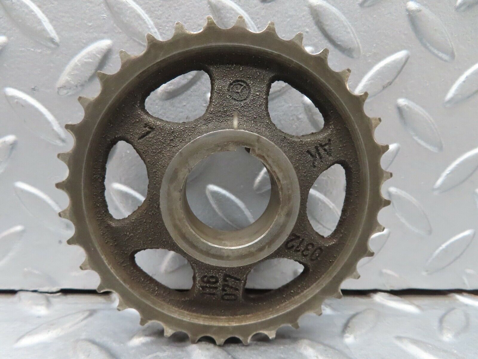 16947 Mercedes-Benz C123 280CE Coupe Timing Gear Sprocket 1160770312