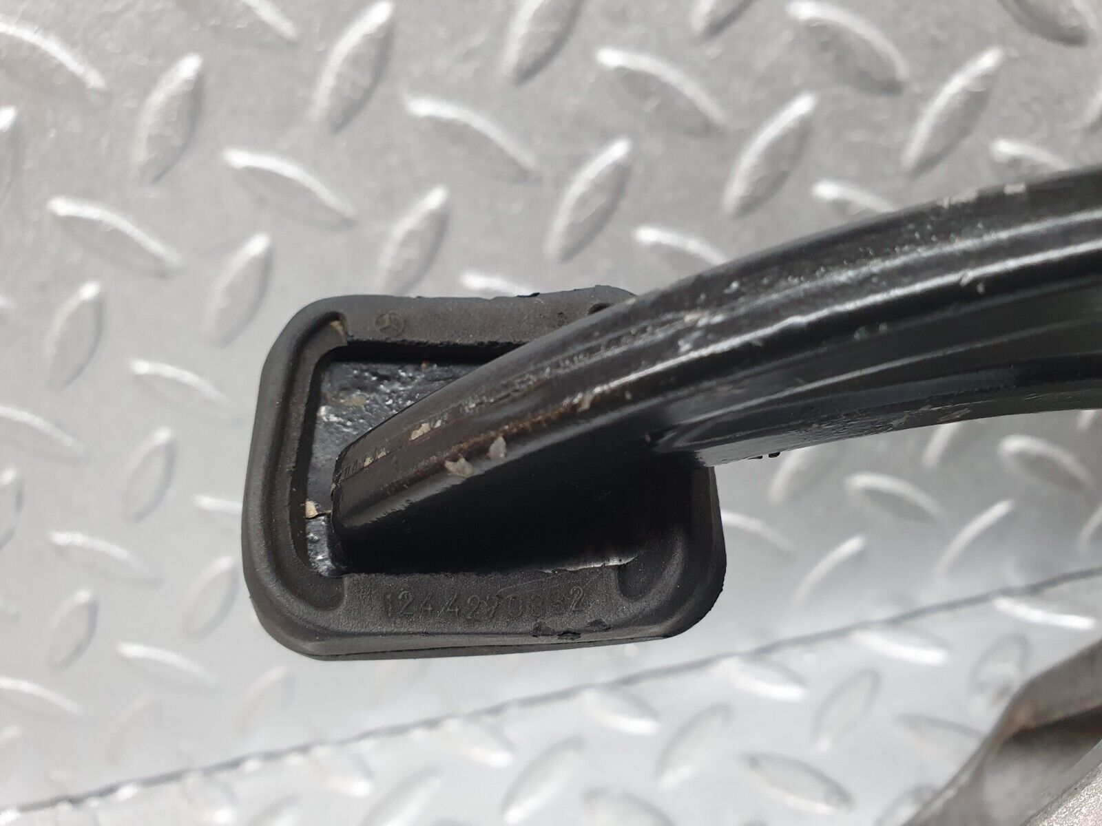 41455 Mercedes-Benz W124 200E Parking Brake Pedal 1244270536 1244270801