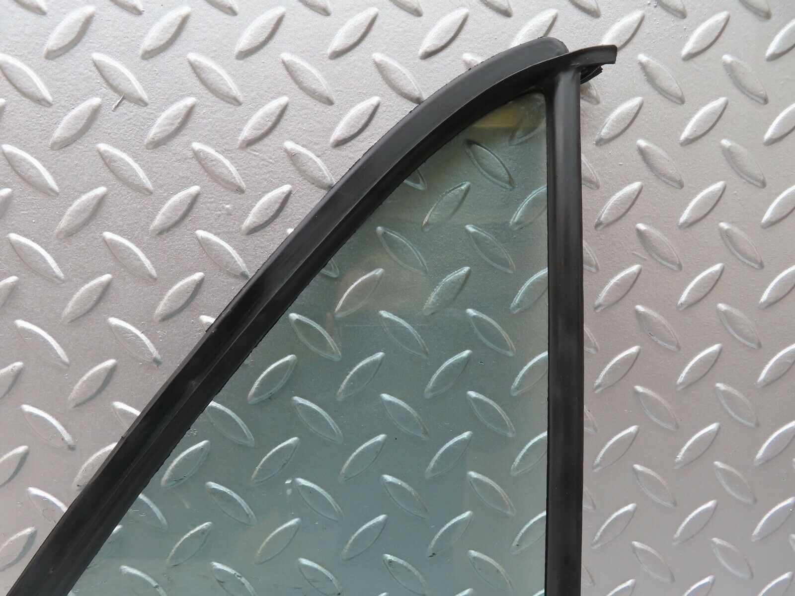 17629 Mercedes-Benz W116 450SEL Rear Quarter Window Right Side