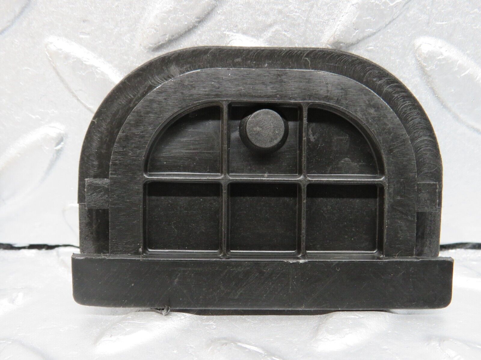 39766 Mercedes-Benz R129 320SL Coupe Front Panel Grommet 2x 1295461437