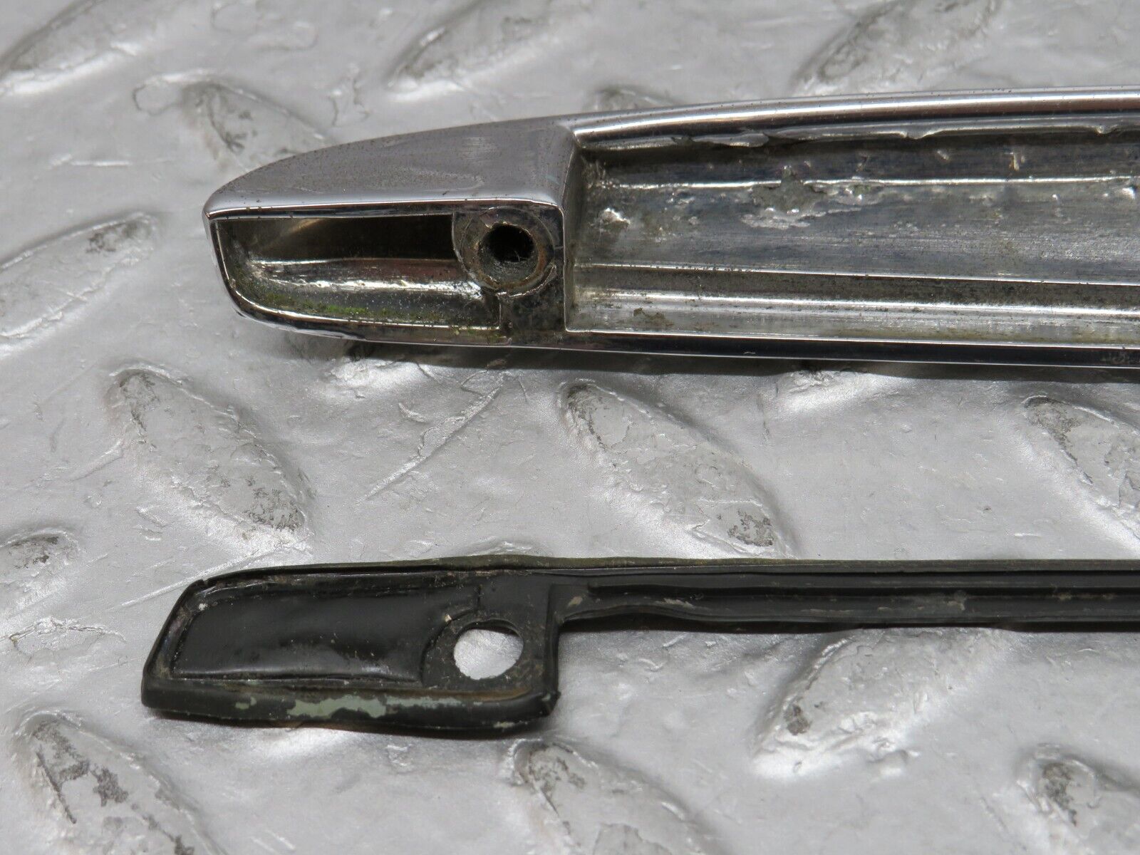 35707 Mercedes-Benz W108 Trunk Lid Chrome Handle