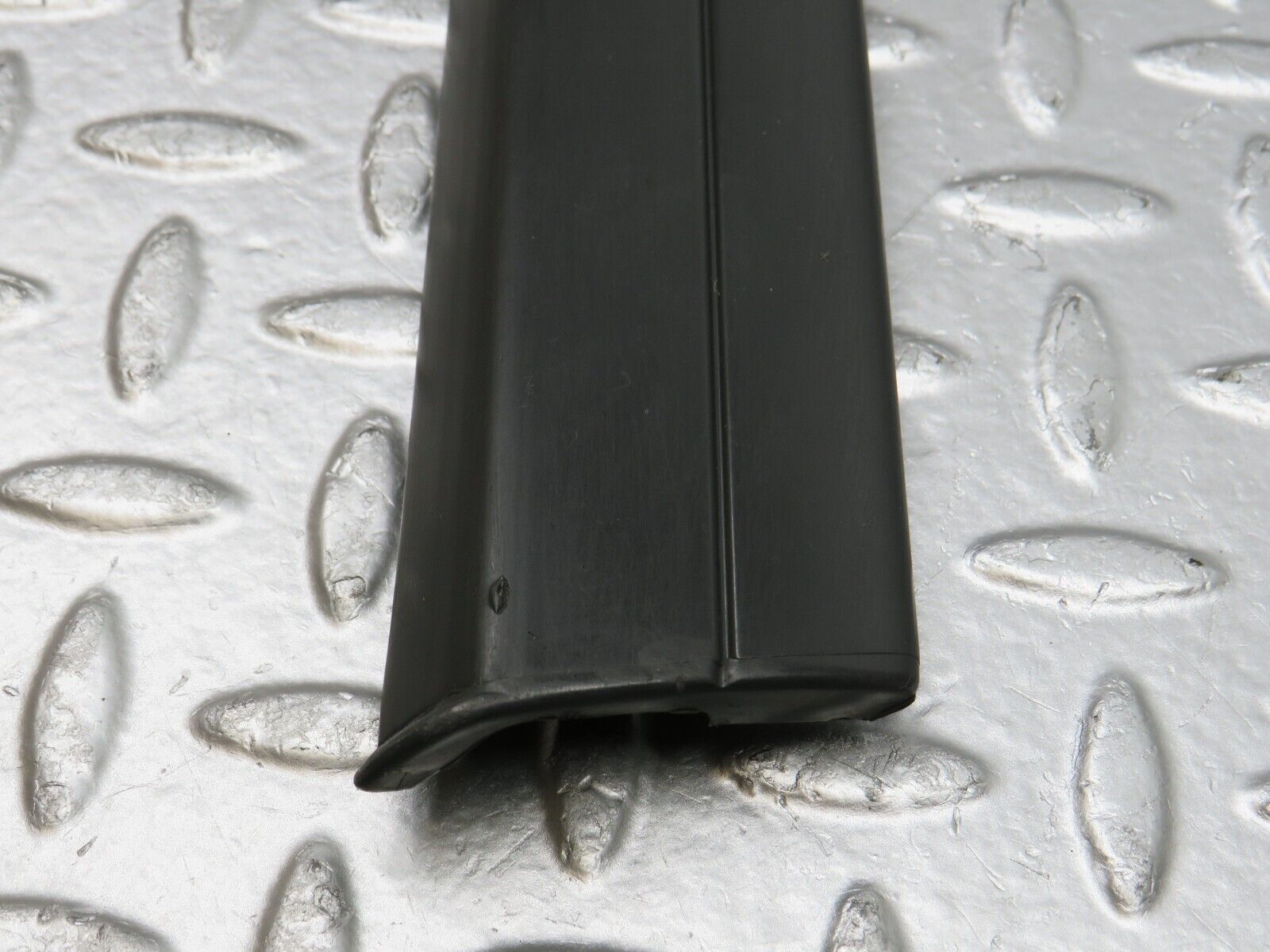 33846 Mercedes-Benz W201 190E 2.0L Front Left Door Lower Moulding Trim