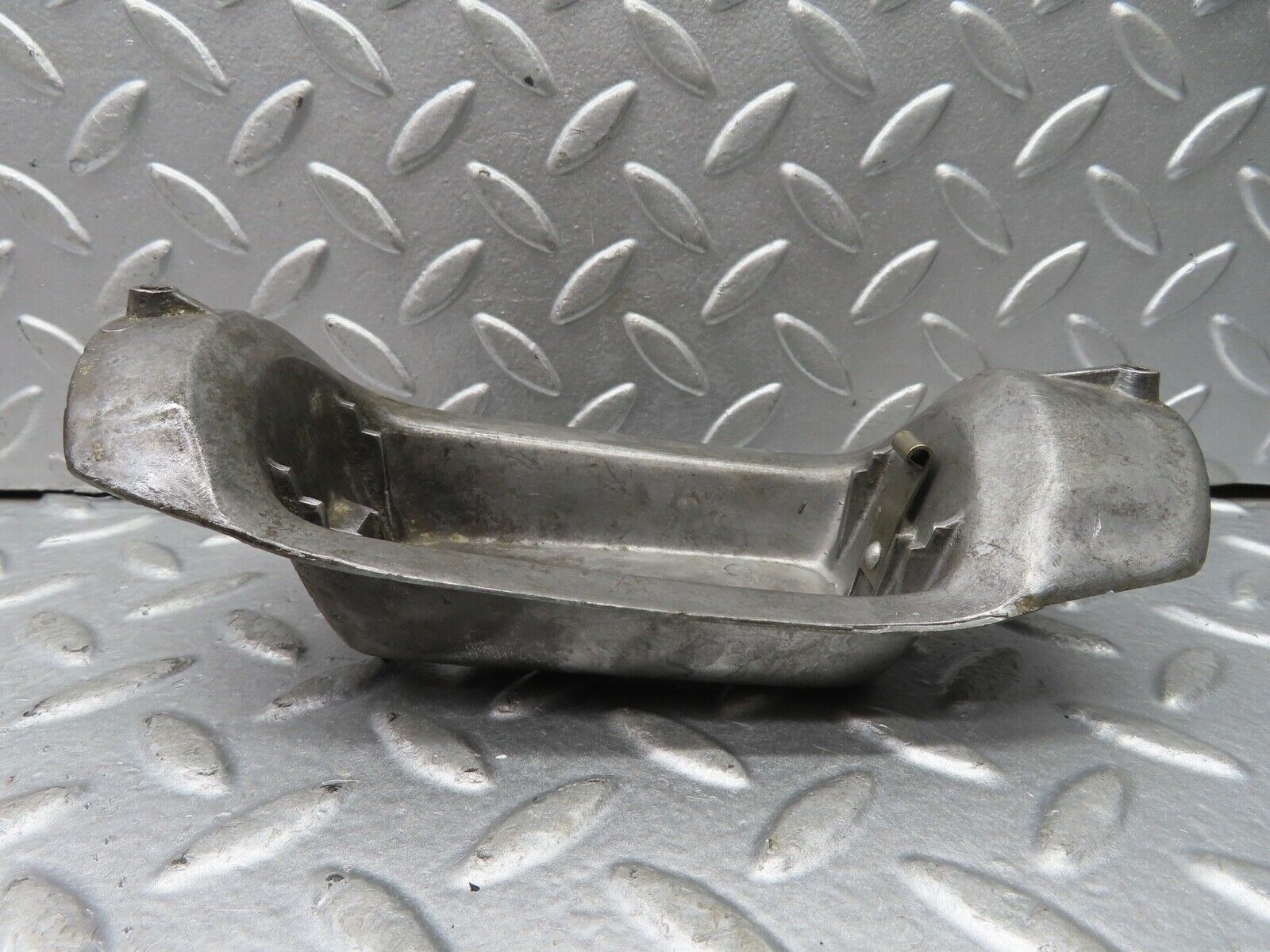 18998 Mercedes-Benz W121 190b Ponton Tail Light Housing Right 101808200264