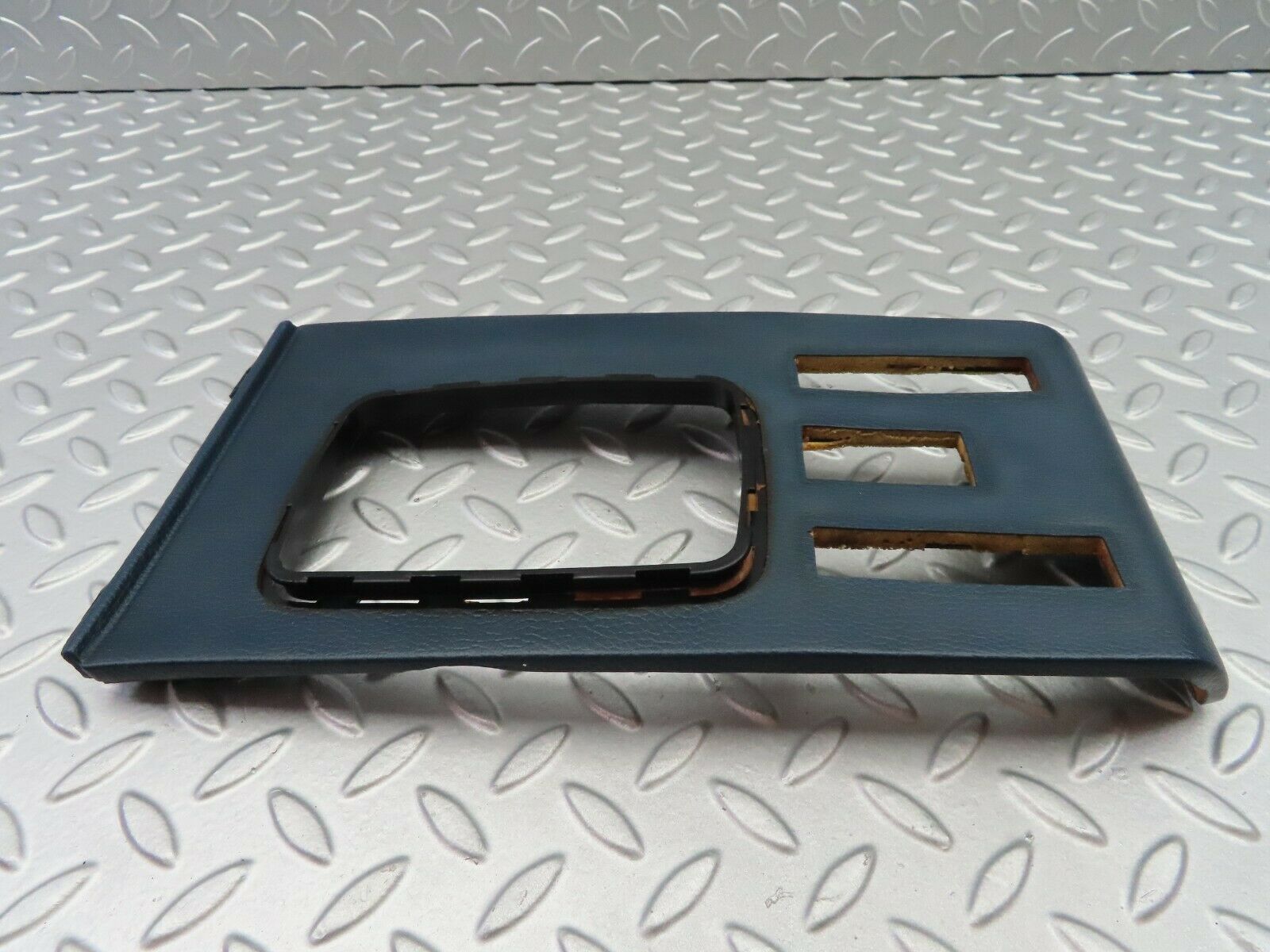 6862 Mercedes-Benz C107 350SLC Coupe Centre Console Shifter Cover Trim 1076830036