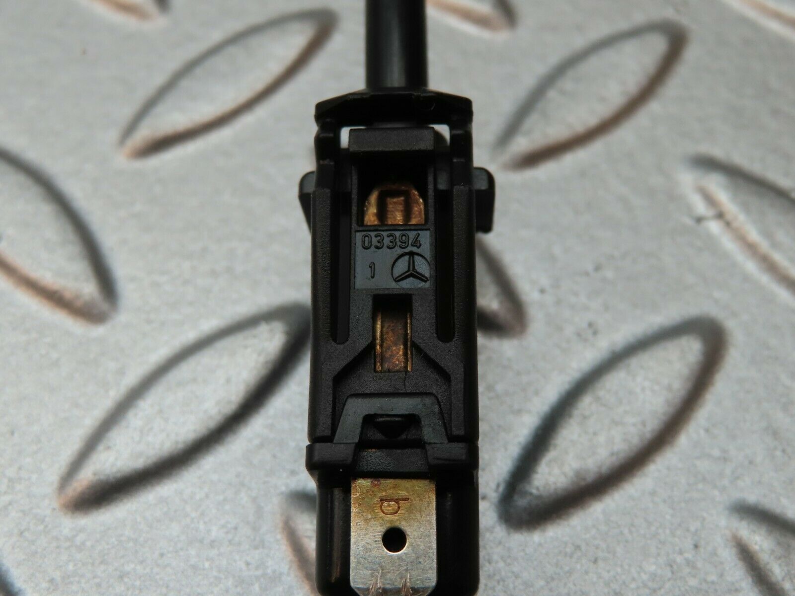 4208 Mercedes-Benz V123 240D LWB Door Contact Switch 0015458714