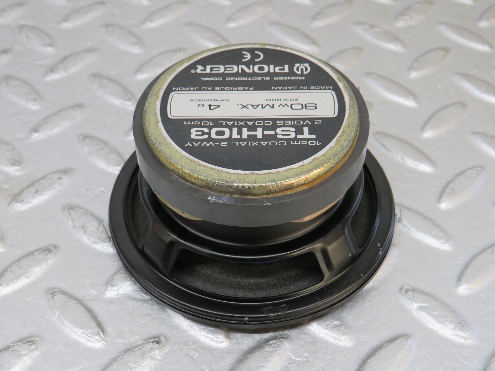 36749 Mercedes-Benz W201 190E 2.0L Speaker PIONEER TS-H103