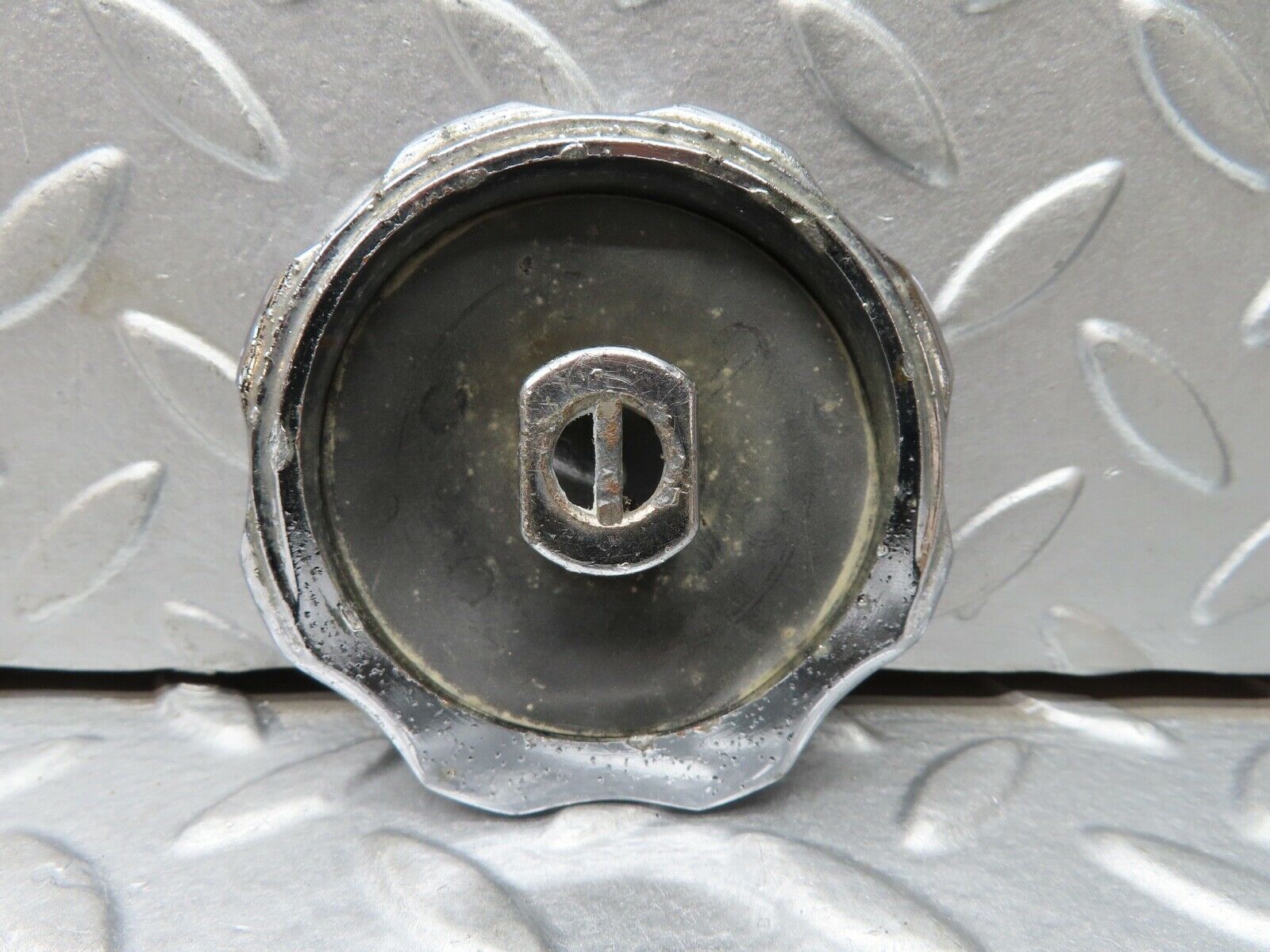 18646 Mercedes-Benz W120 W121 Ponton Front Emblem Badge Base Holder