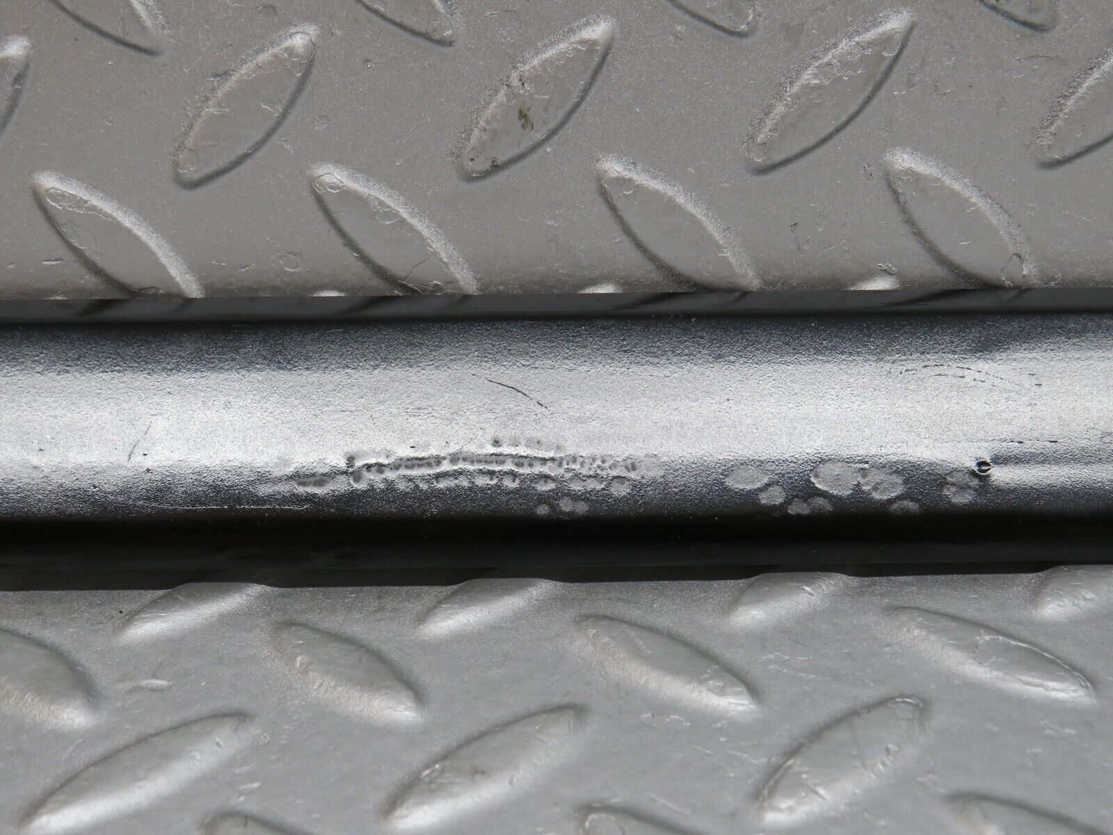 36768 Mercedes-Benz W201 190E 2.0L Fuel Tank Tightening Strap 2014700040