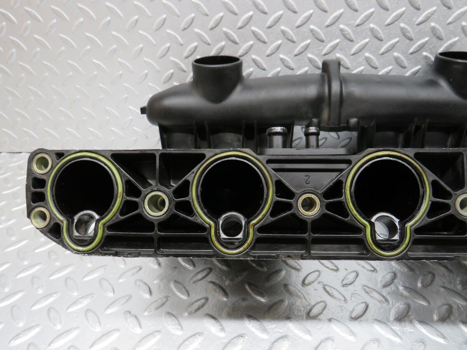 39445 Mercedes-Benz R129 320SL Coupe Air Intake Manifold 1041404401 2900301839