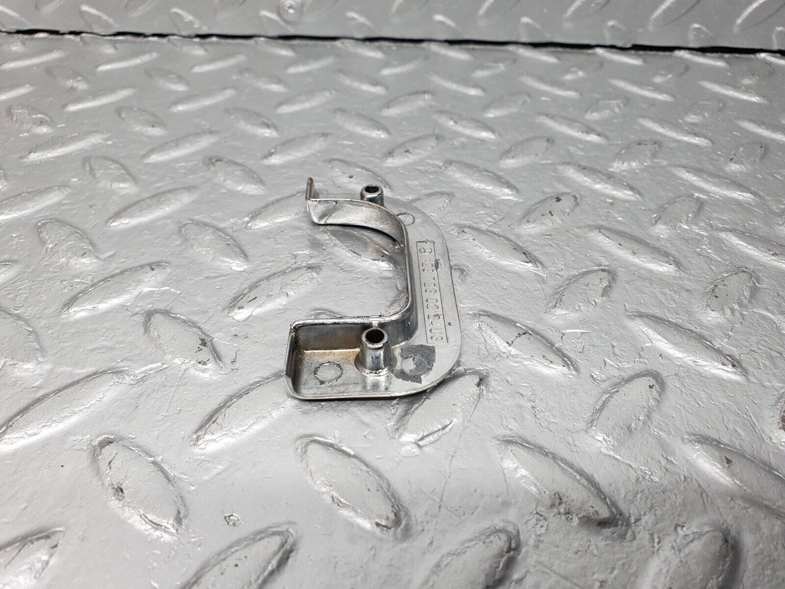 40895 Mercedes-Benz W126 300SE Interior Chrome Door Latch Trim Right 1237230224