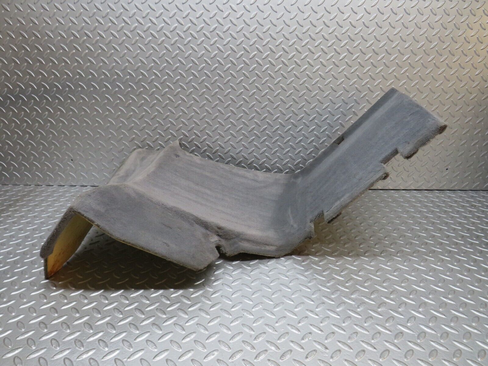 39524 Mercedes-Benz R129 320SL Coupe Rear Right Carpet Wall Grey 1296920200