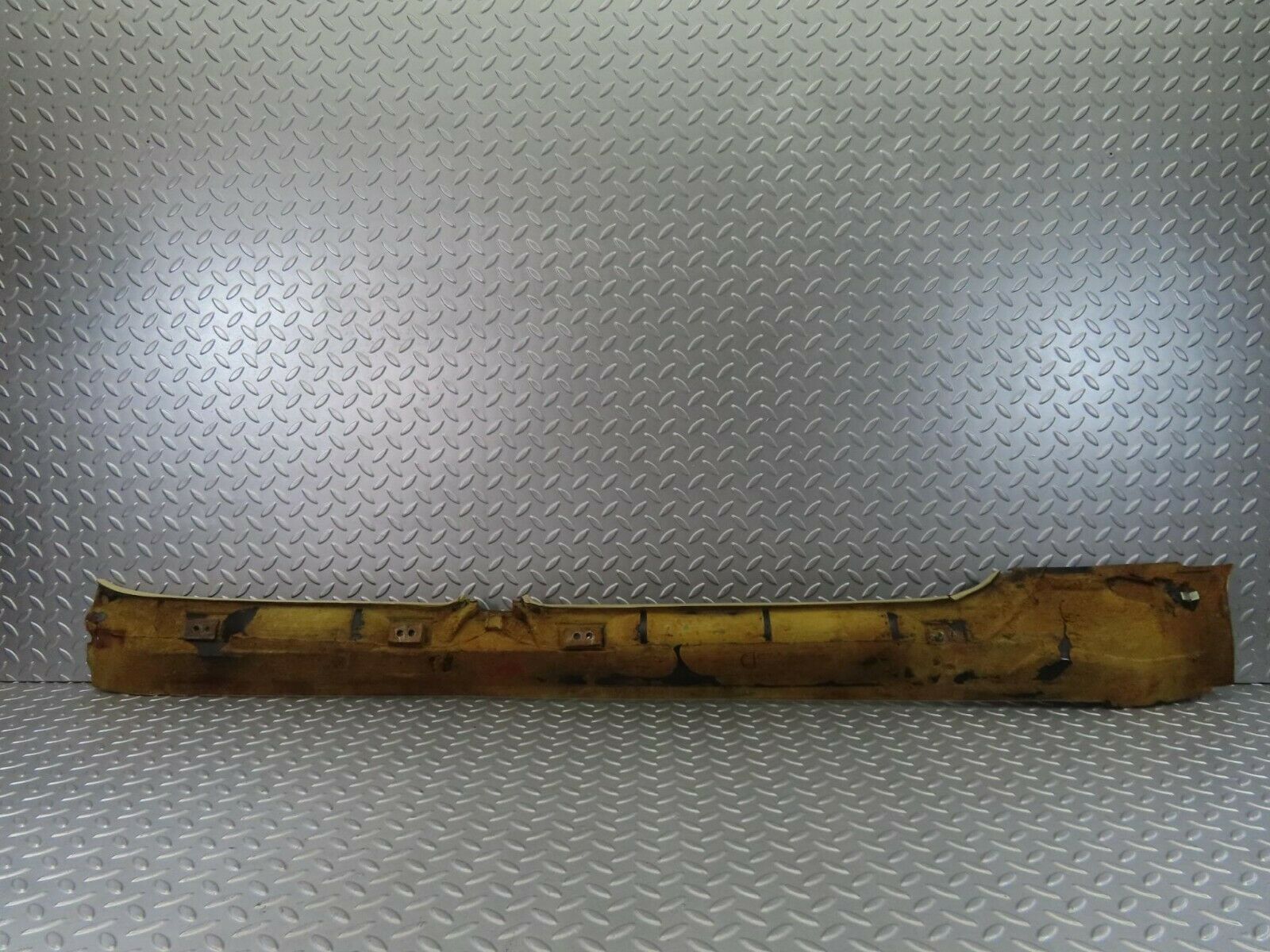 7306 Mercedes-Benz W116 450SE Headlining Roof Panel Right Side