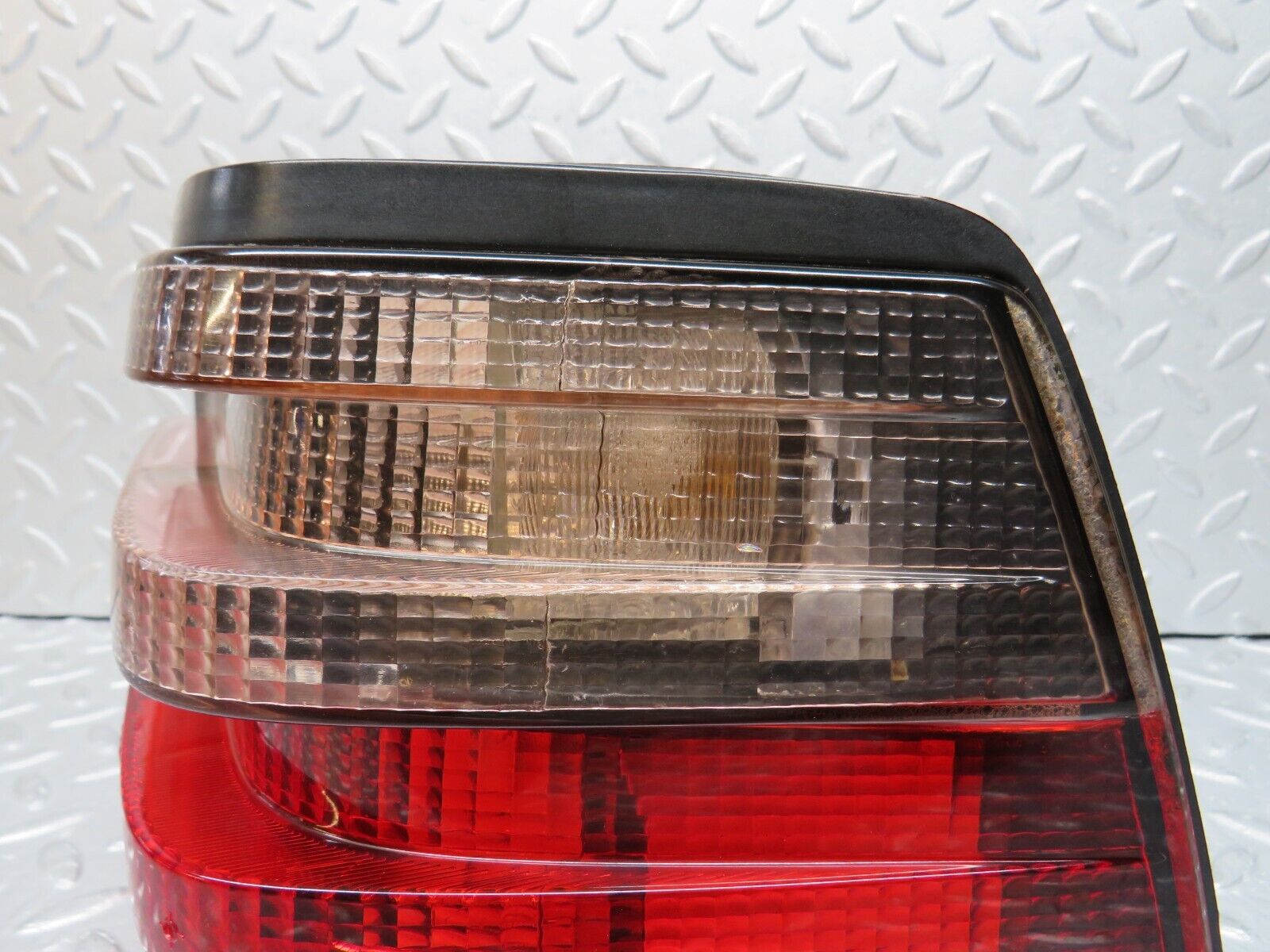 37846 Mercedes-Benz A124 320E Cabriolet Tail Light Right Side 0053373R38