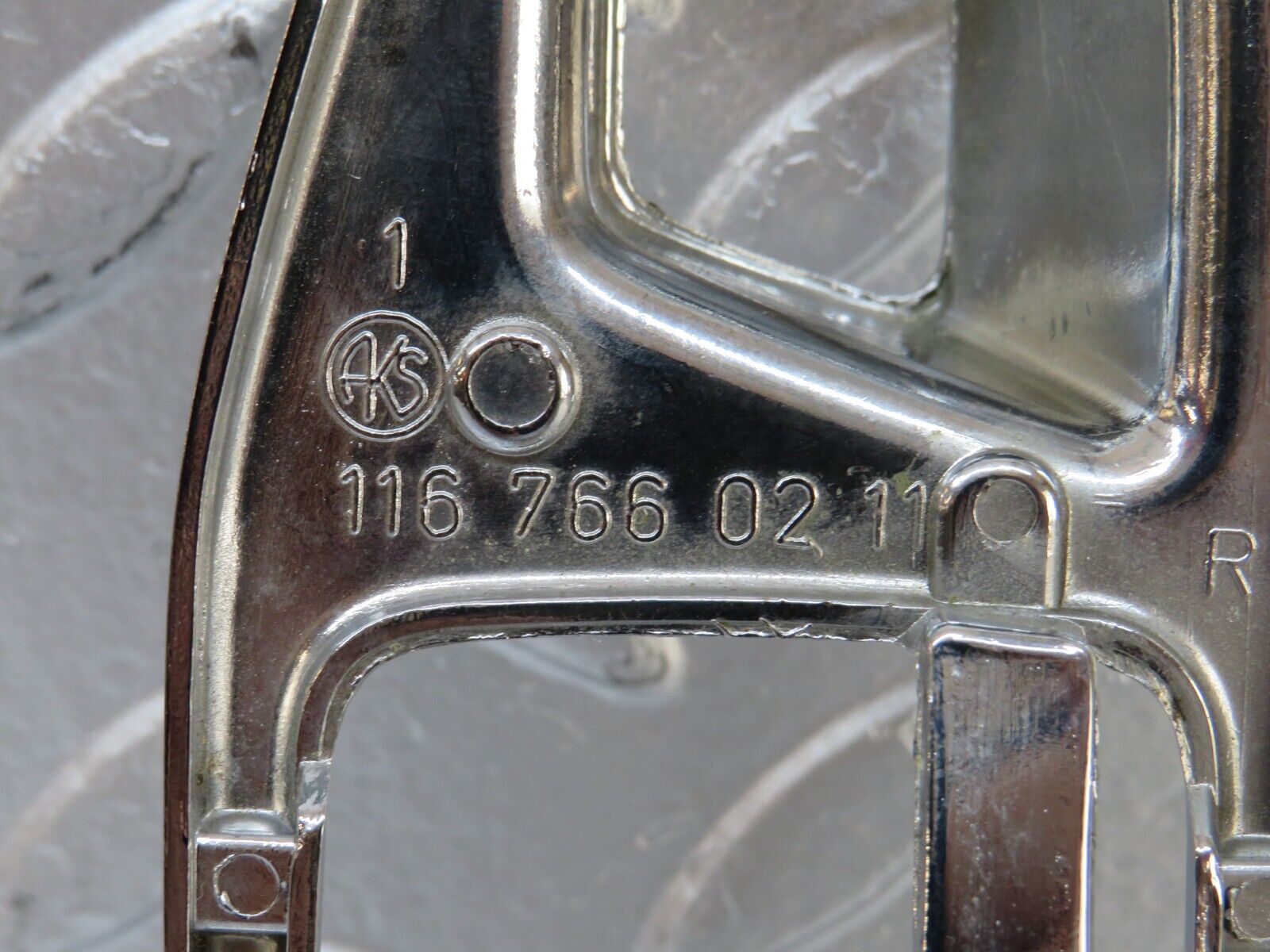 26074 Mercedes-Benz W116 450SE Chrome Frame For Door Handle Right 1167660112