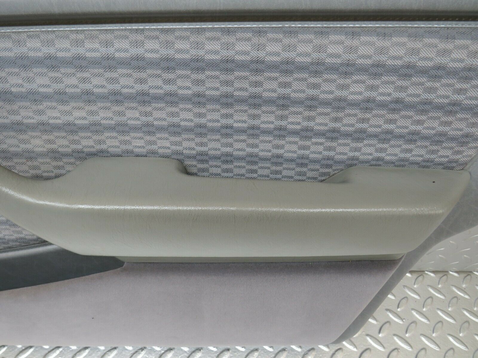 24219 Mercedes-Benz S124 220TE Wagon Front Right Door Card Grey