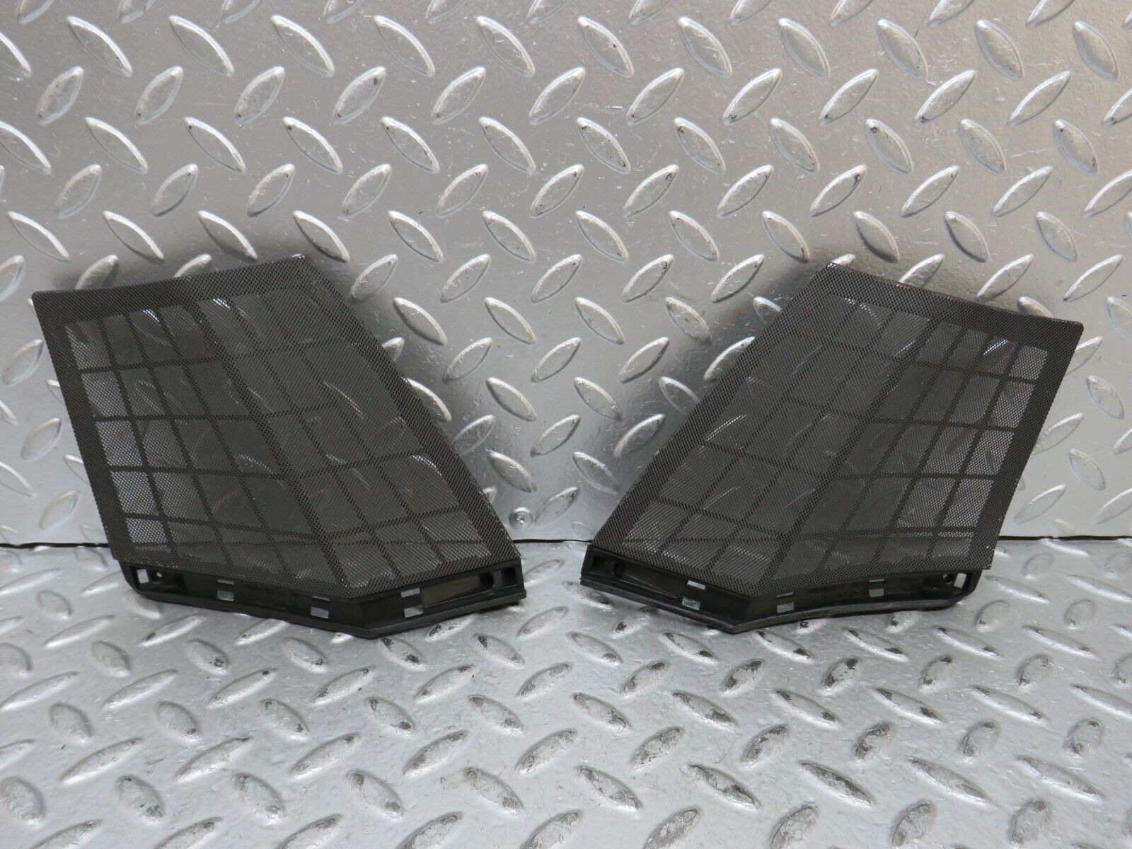29093 Mercedes-Benz C124 320CE Dashboard Speaker Cover Pair 1246802139