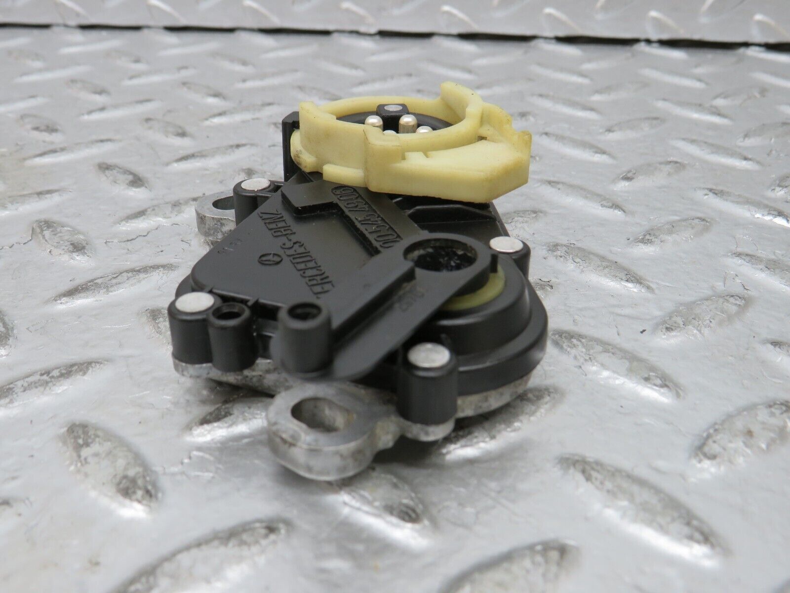 27434 Mercedes-Benz W123 280E Reverse Light Switch 0005454906