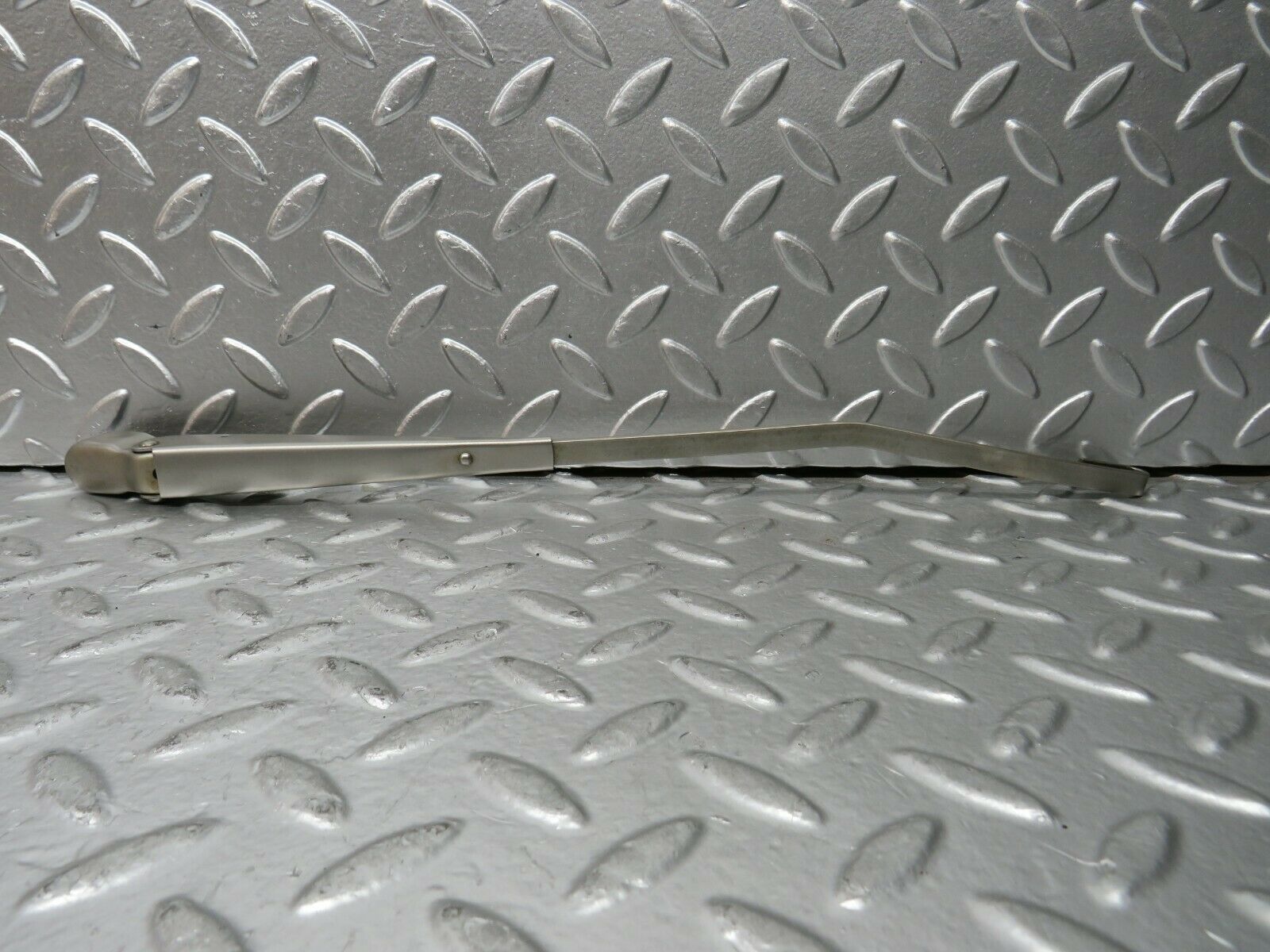 23555 Mercedes-Benz W114 280E Wiper Arm Right Side