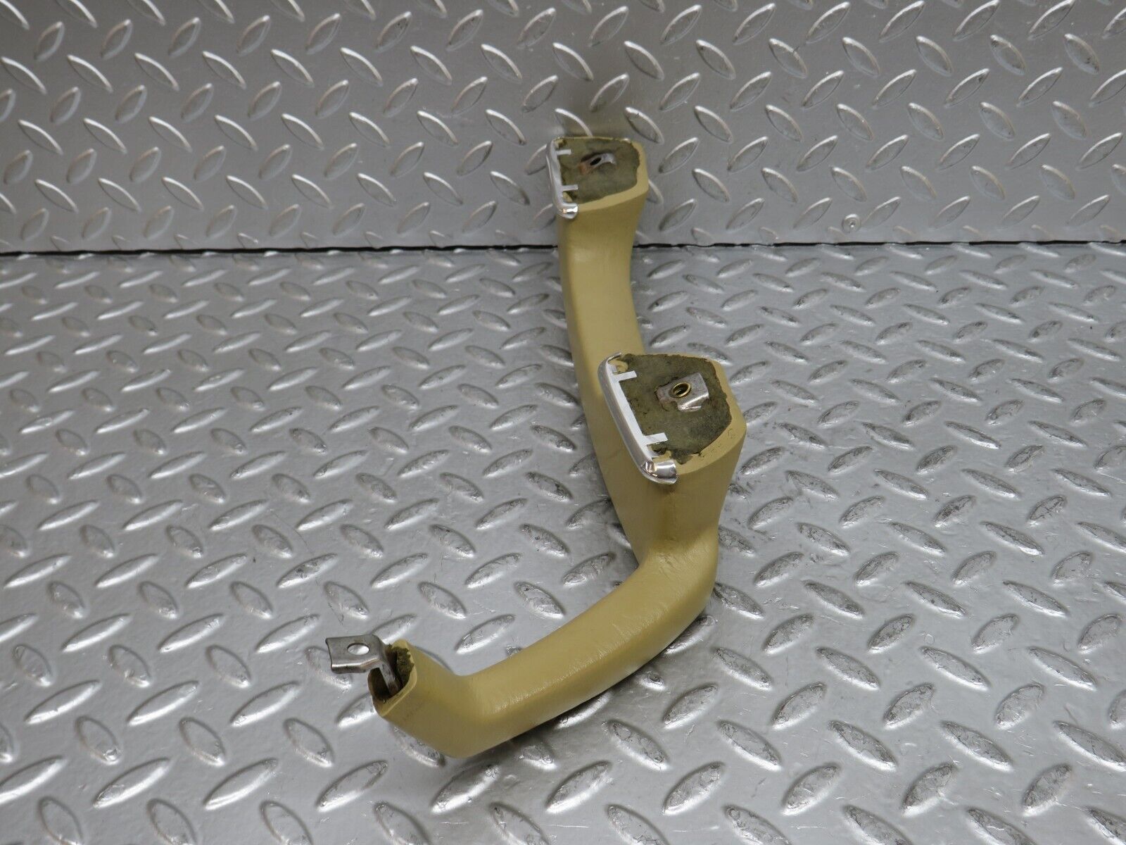 29653 Mercedes-Benz W123 230E Front Left Interior Door Handle 1239701701