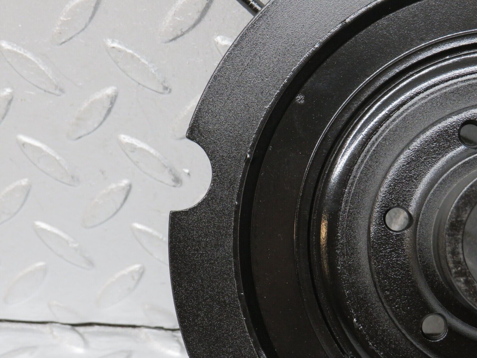 36356 Mercedes-Benz W126 420SE Crankshaft Vibration Damper 1160300703