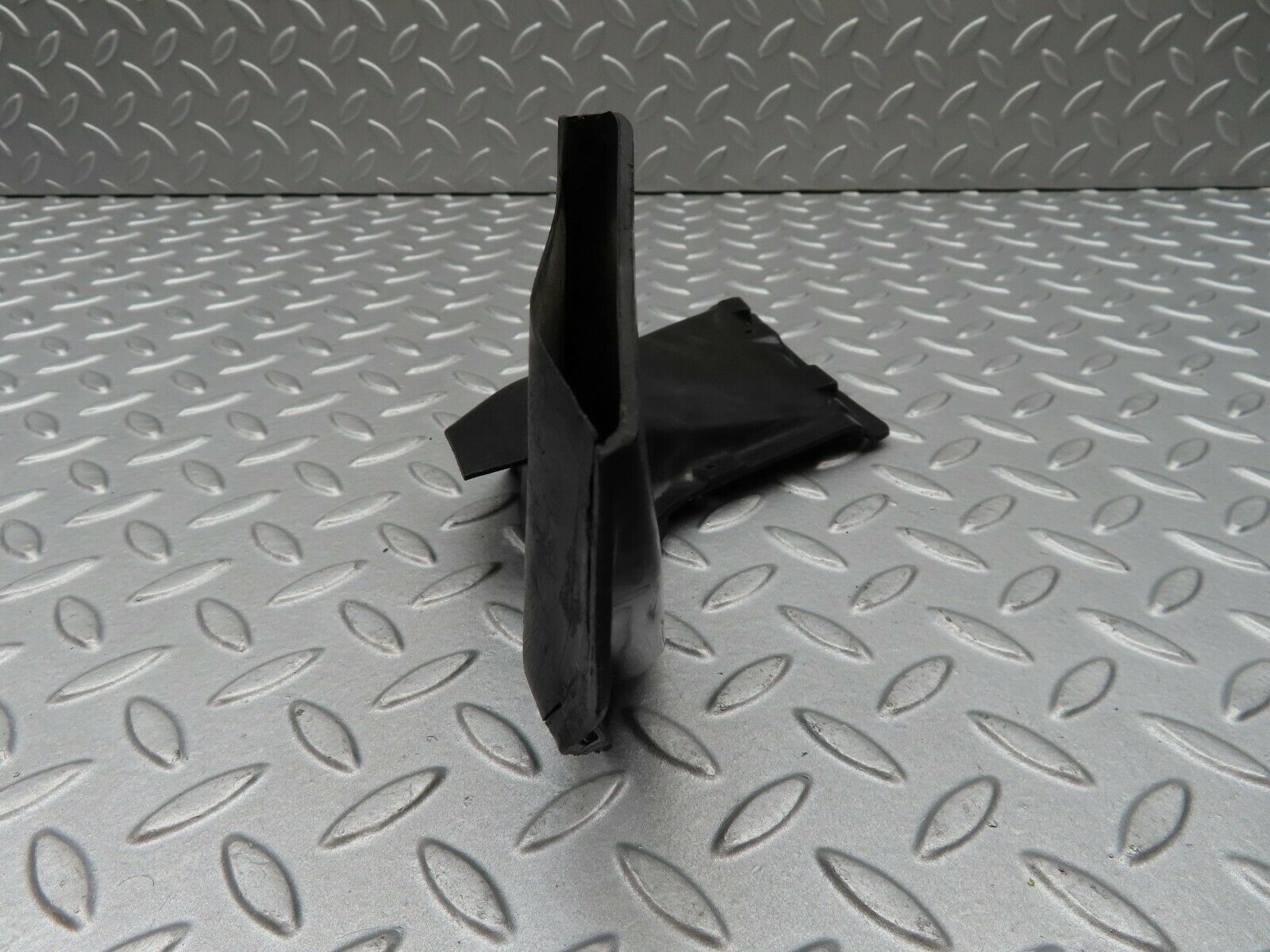 3920 Mercedes-Benz S123 200T Wagon Water Drain Left 1238300328