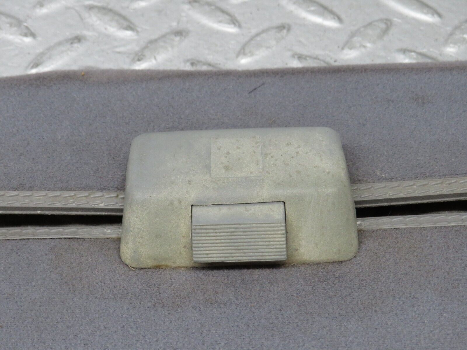 36238 Mercedes-Benz W126 420SE Rear Parcel Shelf Grey