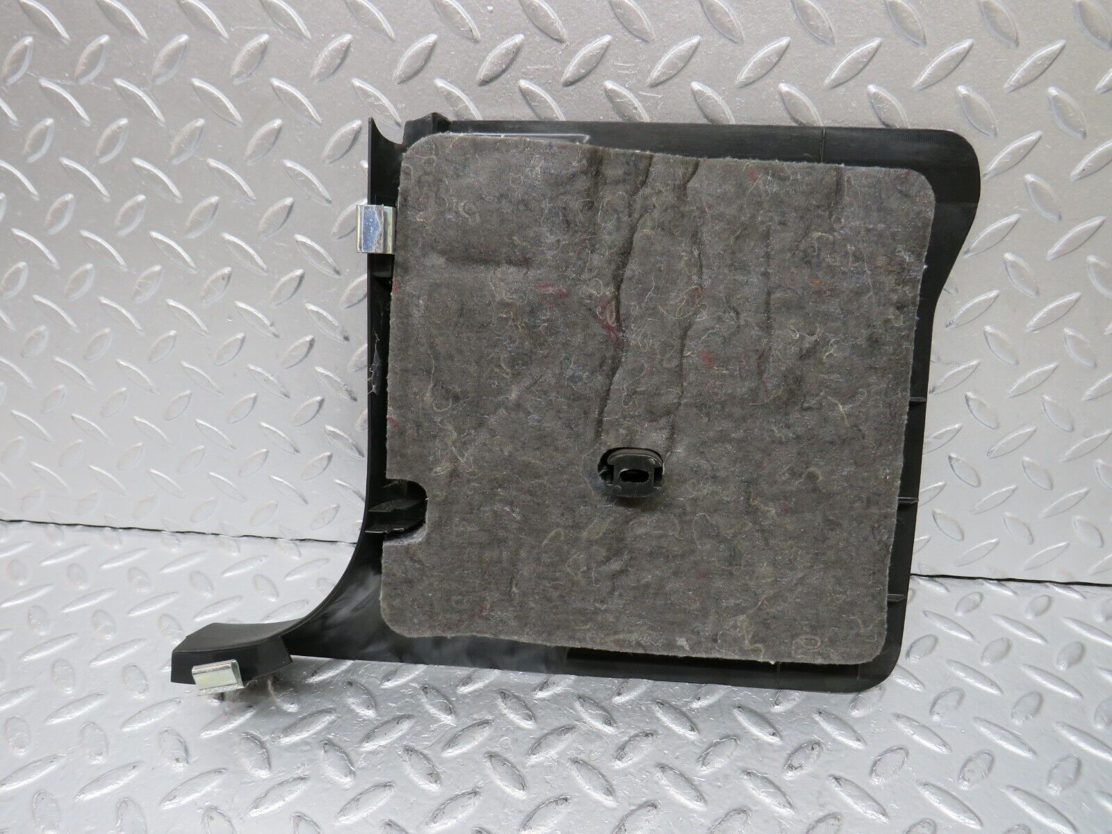 34981 Mercedes-Benz W210 320E Front Right Kick Panel