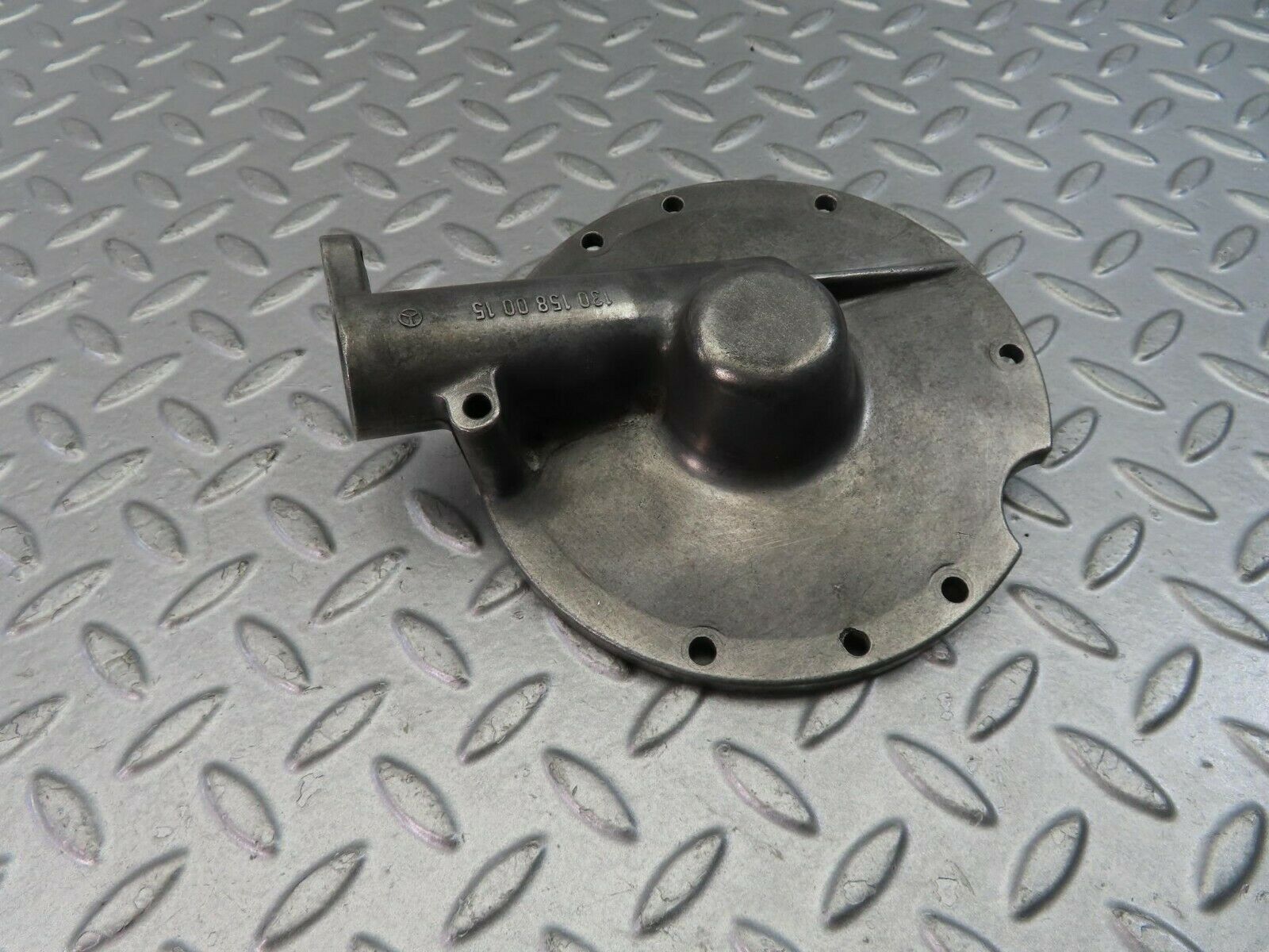 9104 Mercedes-Benz W108 Distributor Housing 1301580015