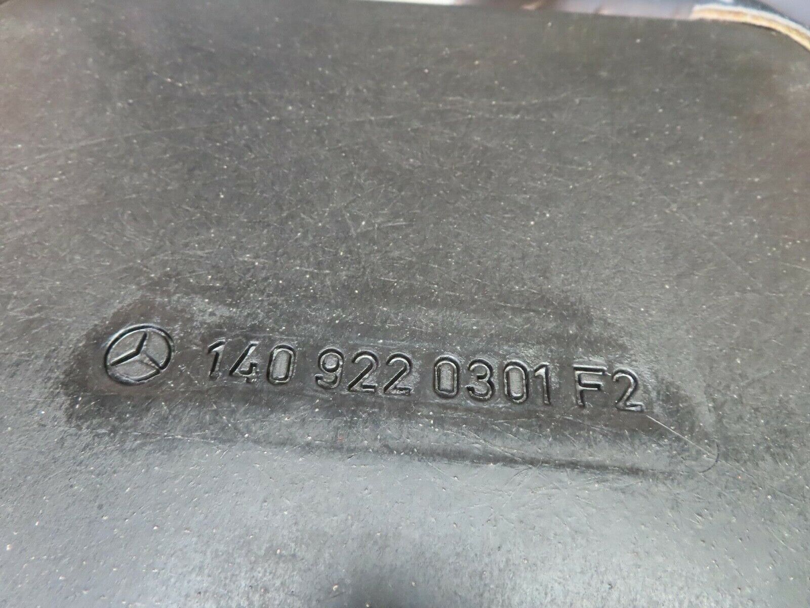 15125 Mercedes-Benz W140 S320 Rear Seat Leather Grey 1409200216