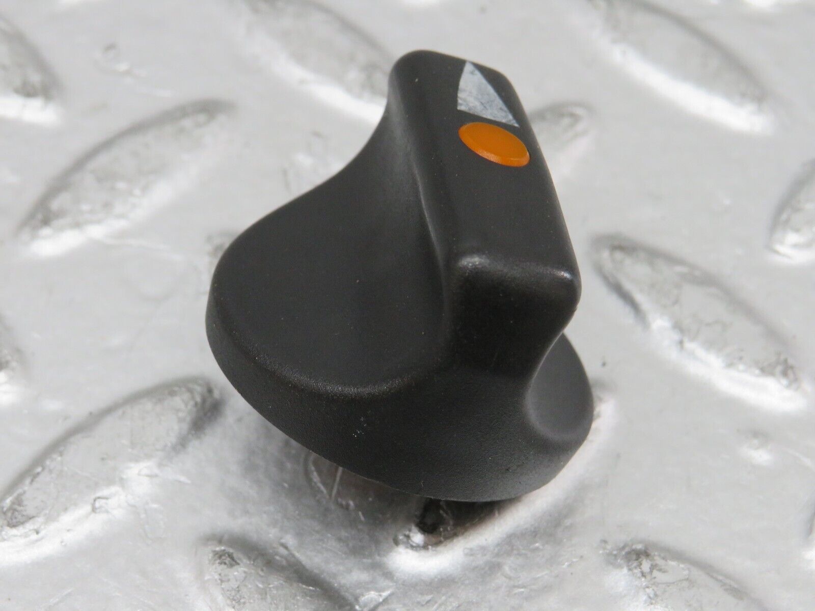 26926 Mercedes-Benz W123 240D Headlight Switch Knob