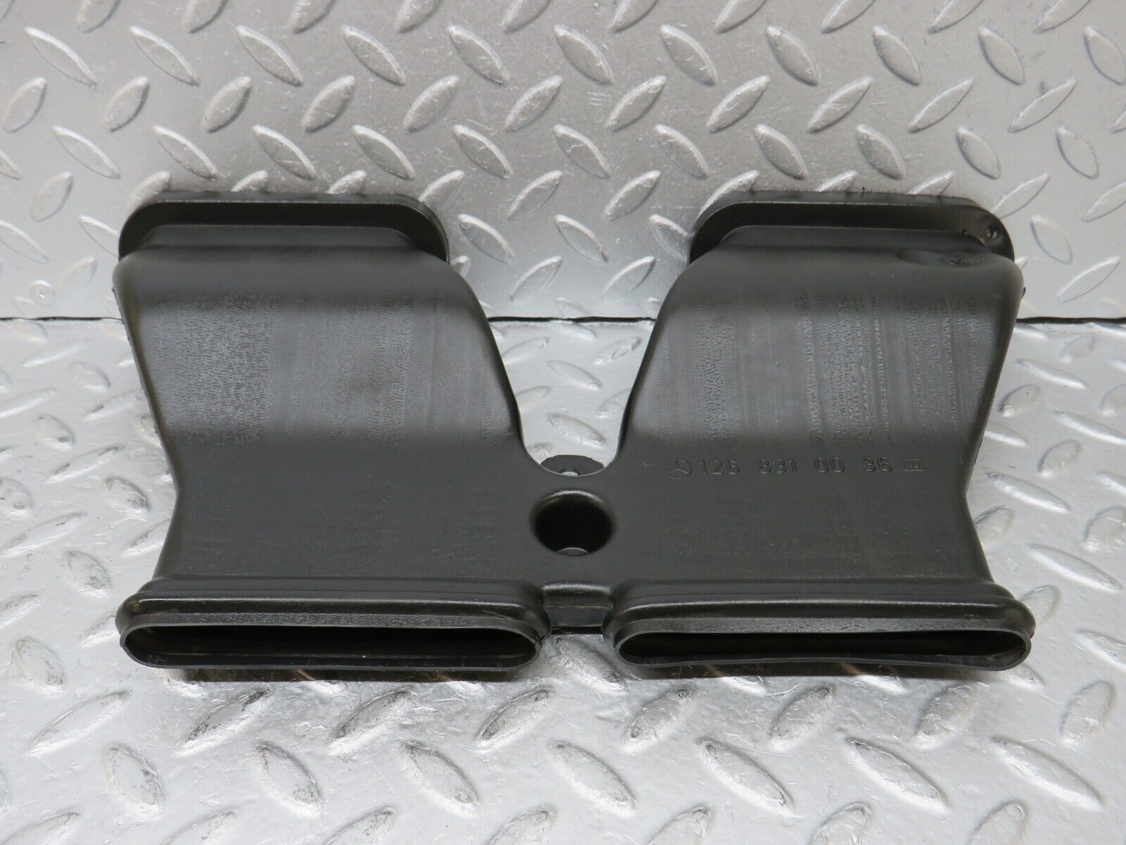 36177 Mercedes-Benz W126 420SE Dashboard Centre Air Vent 1268310036