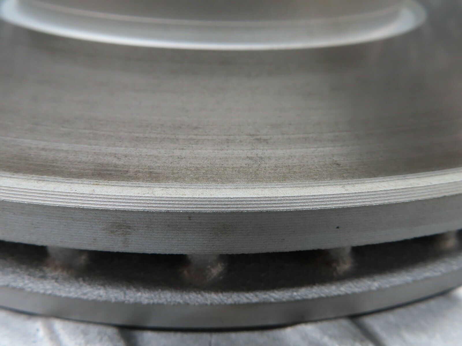 19845 Mercedes-Benz R129 300SL Coupe Front Ventilated Brake Disc Pair 300 mm