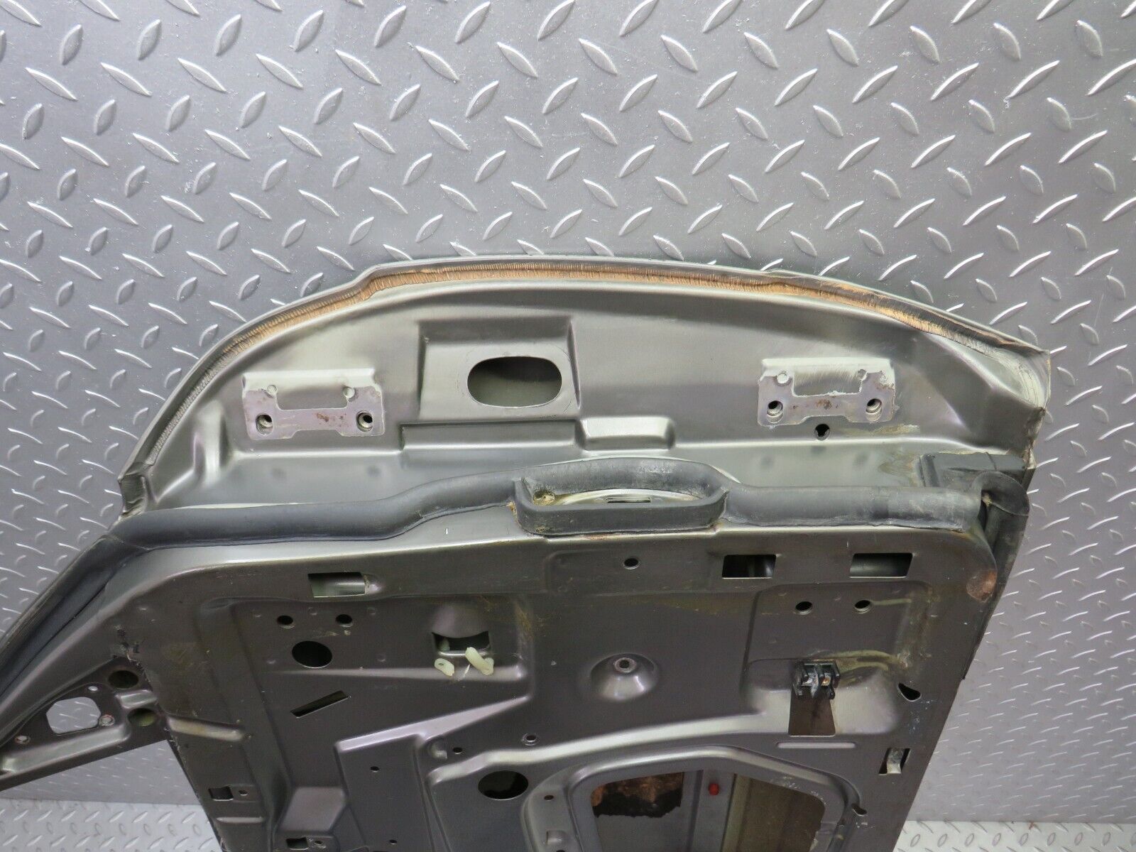 36222 Mercedes-Benz W126 420SE Front Left Door