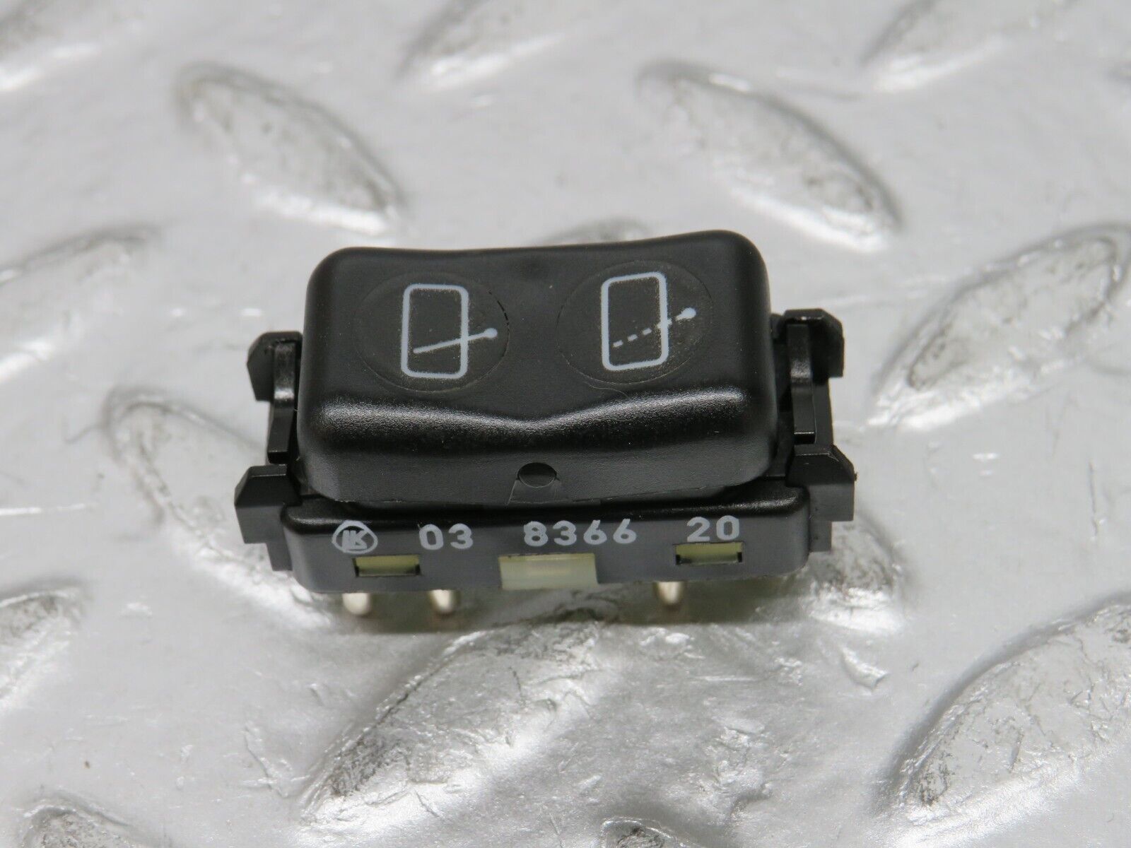 32464 Mercedes-Benz S124 300TE Wagon Windscreen Wiper Switch 1248210151