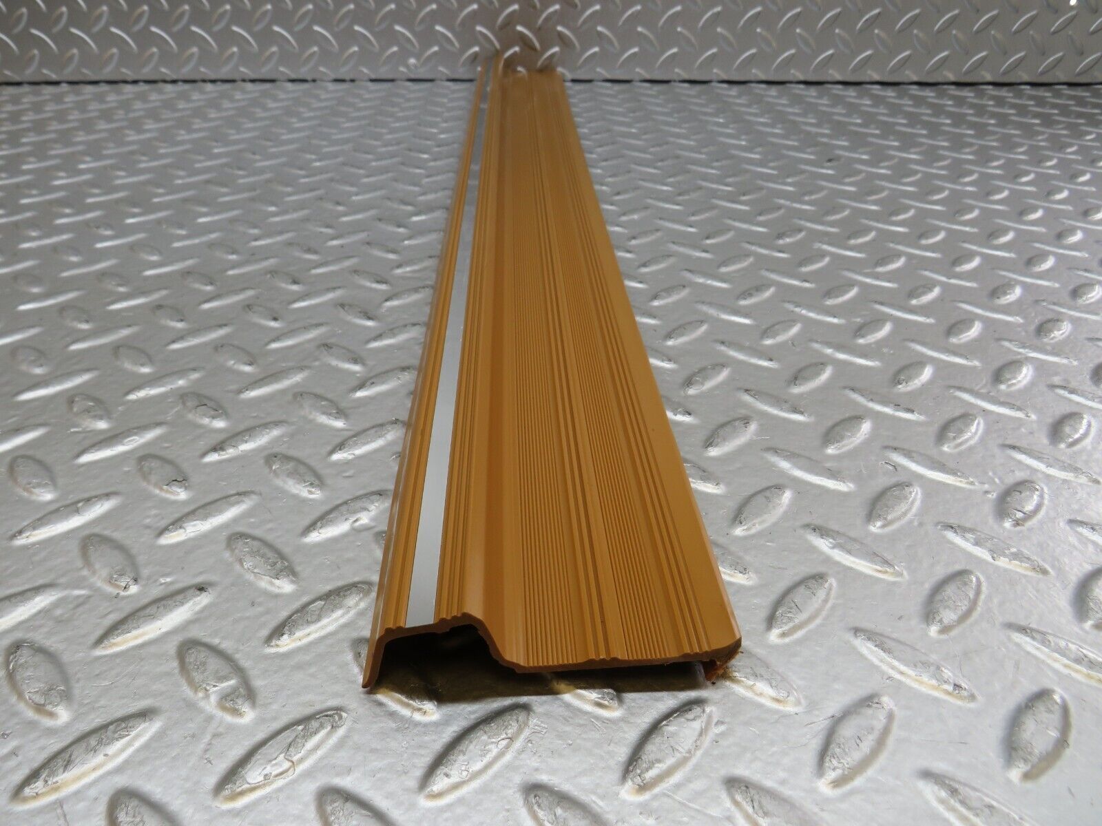 27104 Mercedes-Benz W123 280E Front Left Door Sill