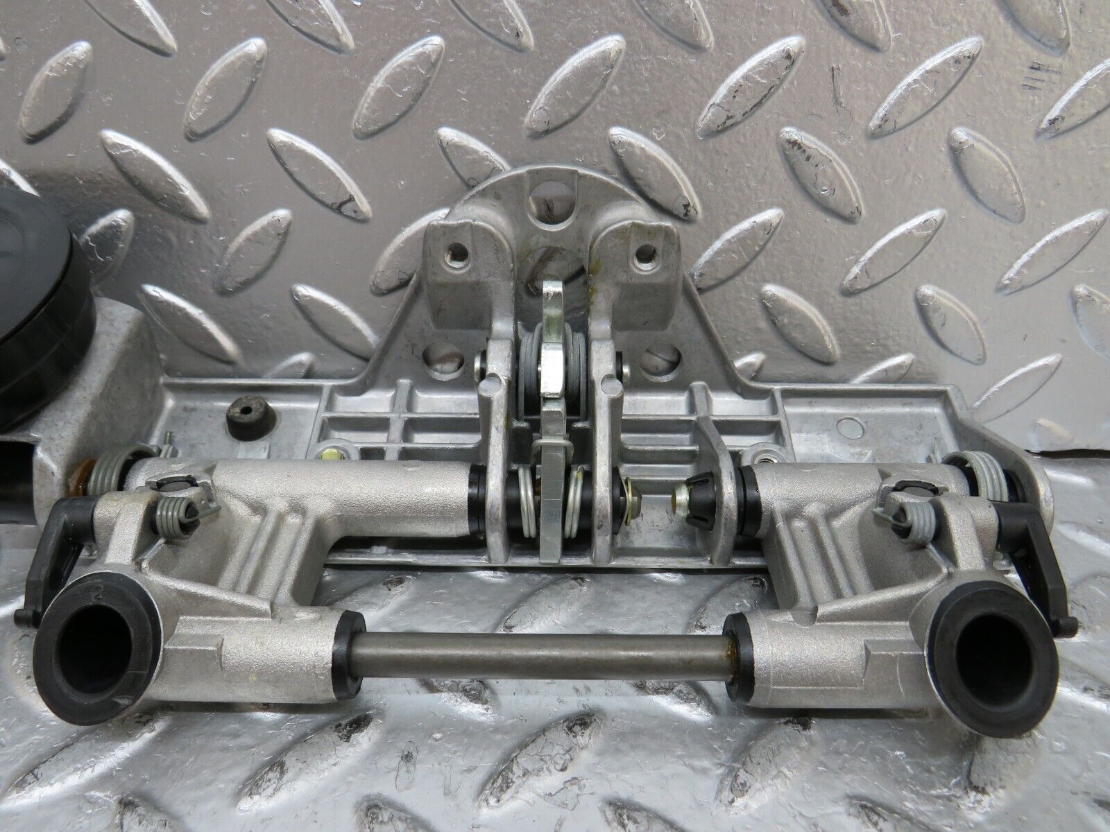 26588 Mercedes-Benz C124 220CE Rear Headrest Folding Mechanism 2029700025