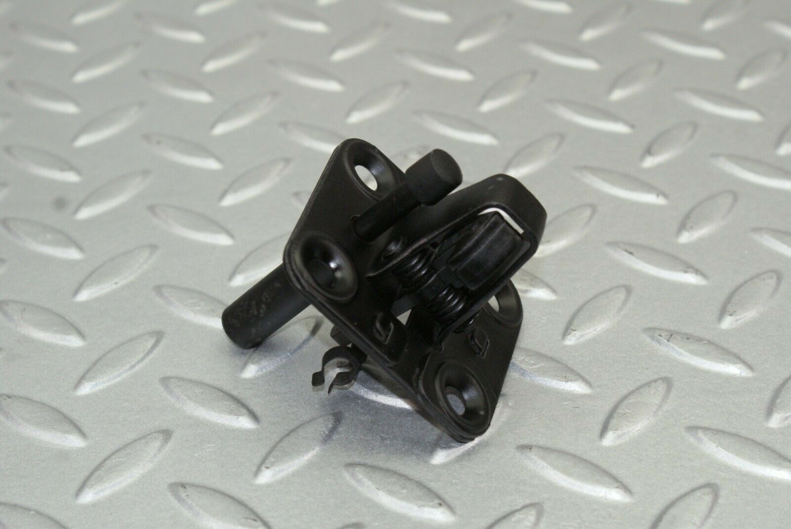 2664 Mercedes-Benz W116 350SE Bonnet Lock