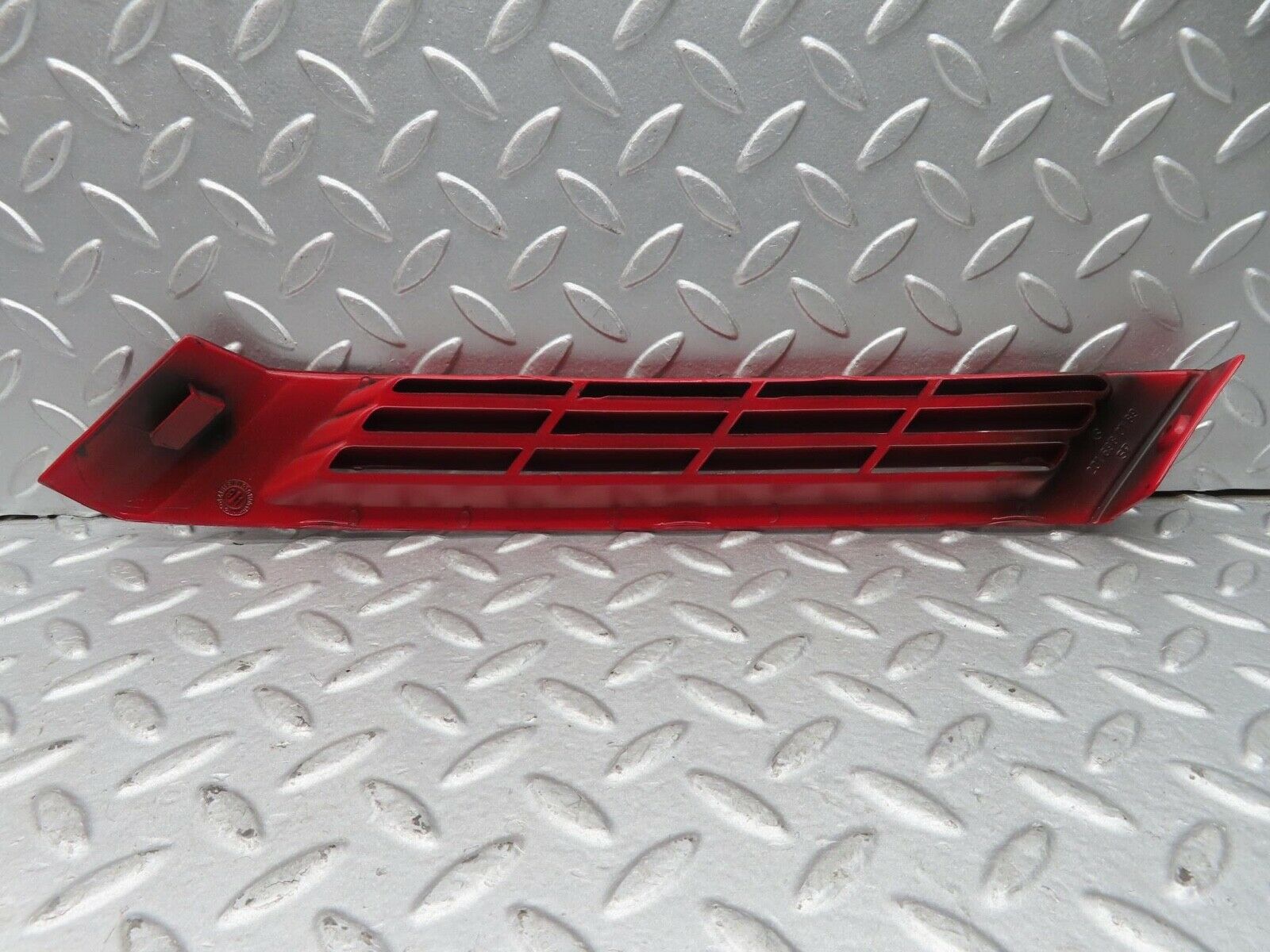 14597 Mercedes-Benz W201 190E C Pillar Exterior Cover Left Side 2016980189