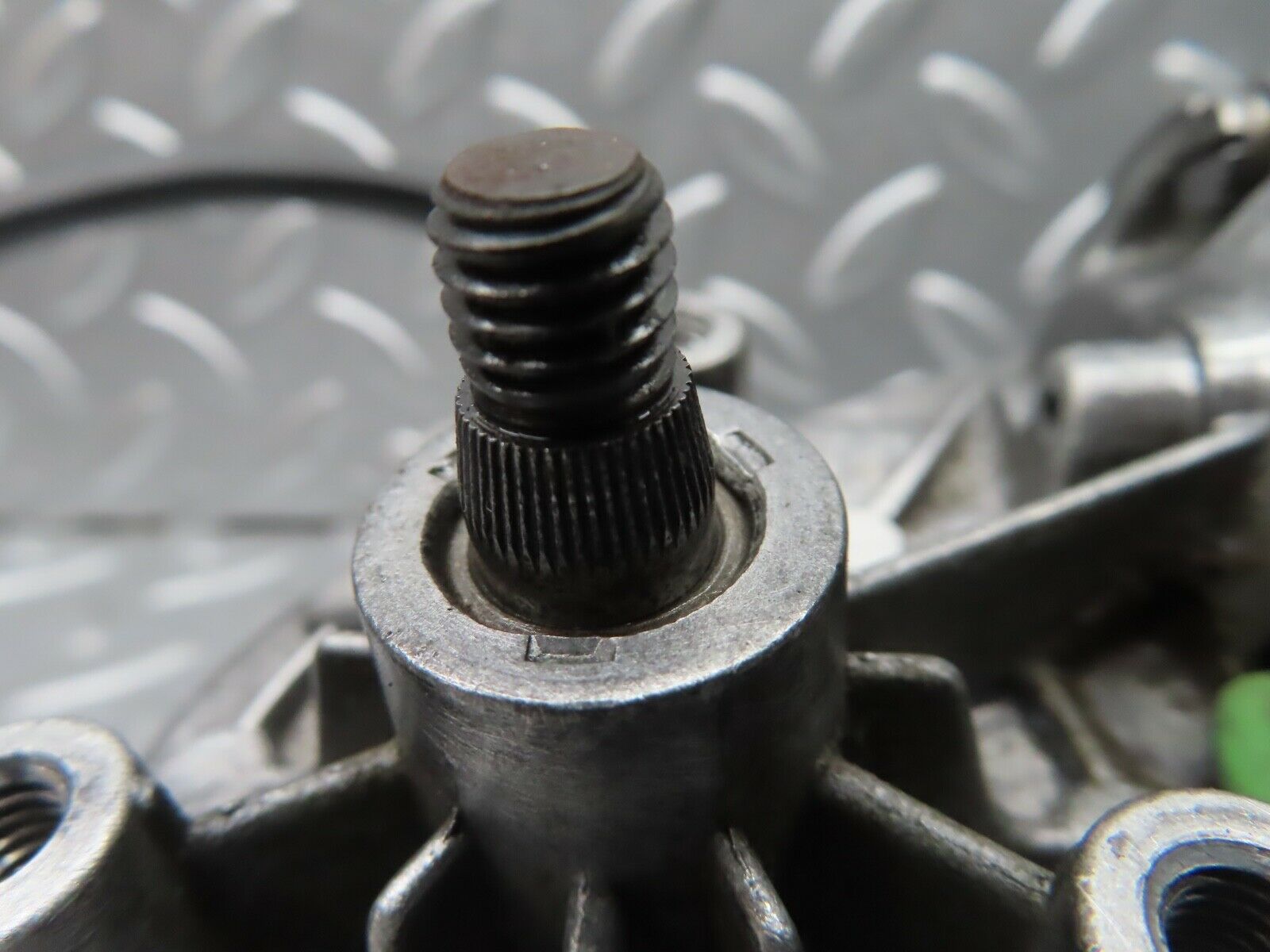 21310 Mercedes-Benz W123 230E Wiper Motor