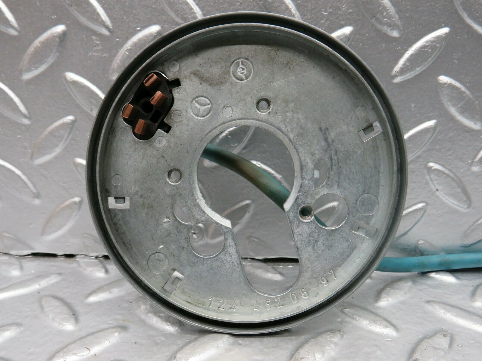 22486 Mercedes-Benz C124 E220 Coupe Steering Wheel Contact Plate 1244620597