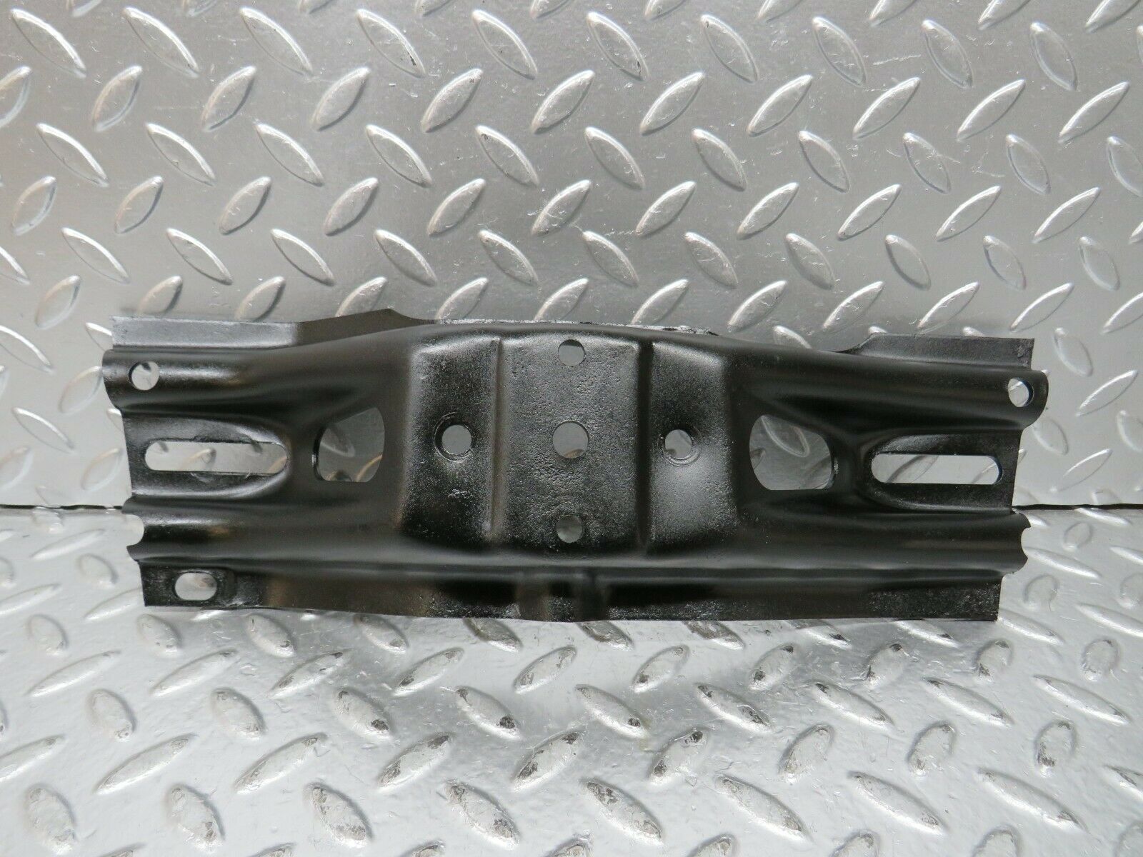 23511 Mercedes-Benz W114 280E Gearbox Mount Bracket